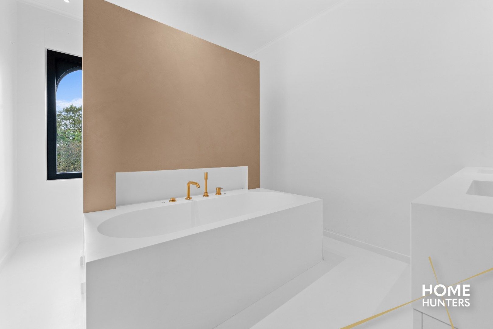 Riante villa in Zonnebeke op 8.374 m² met praktijkruimte, zwembad en volledige kelder foto 42