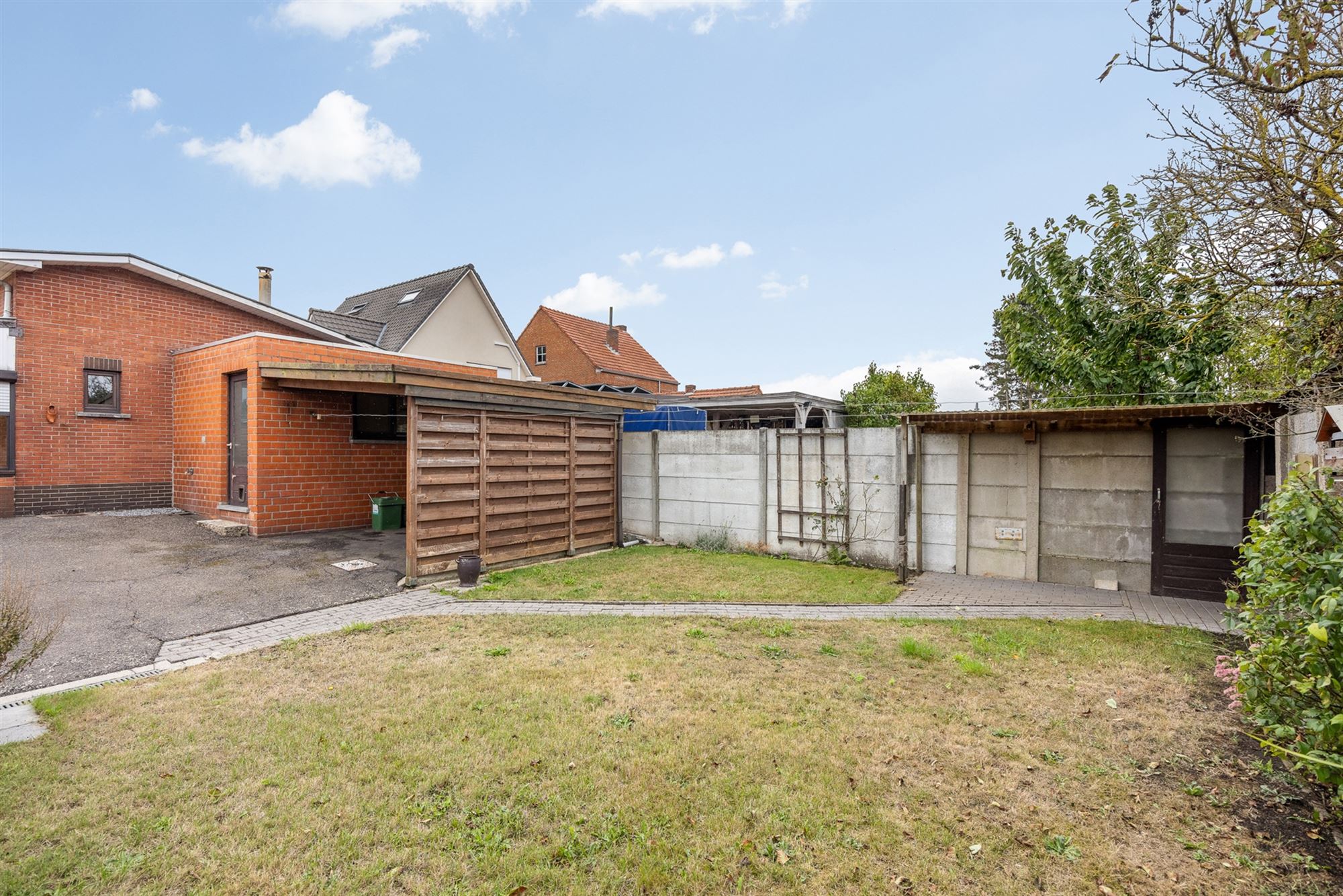 PERFECT ONDERHOUDEN GELIJKVLOERSE WONING OP IDEALE LIGGING foto 20