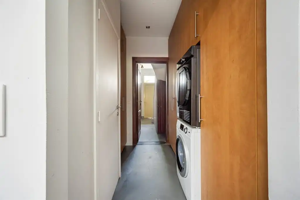 Instapklare woning met zonnige tuin dichtbij Rivierenhof foto 13