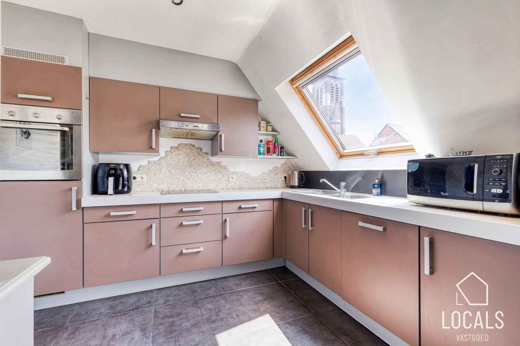 Instapklaar duplexappartement in het centrum van Haaltert foto 7