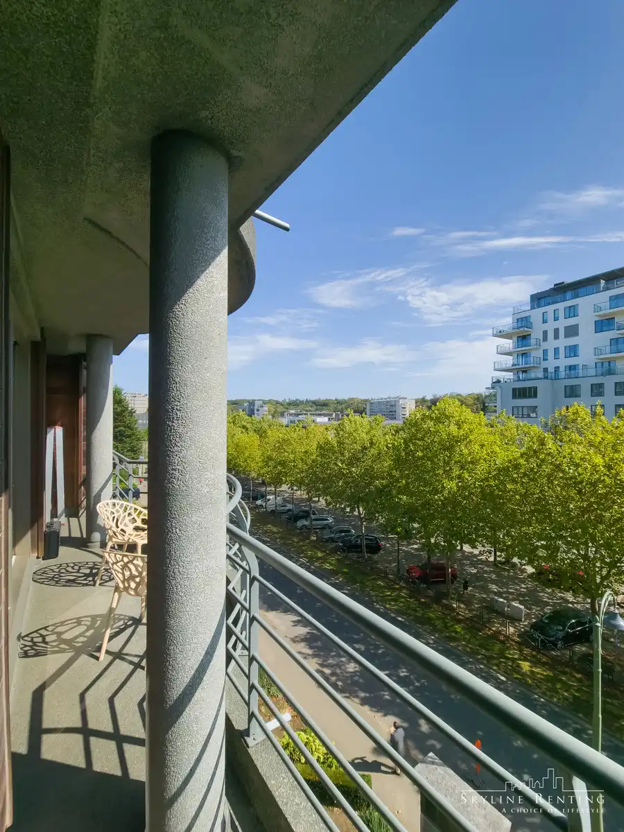 2 slaapkamer gemeubeld appartement met terras foto 6