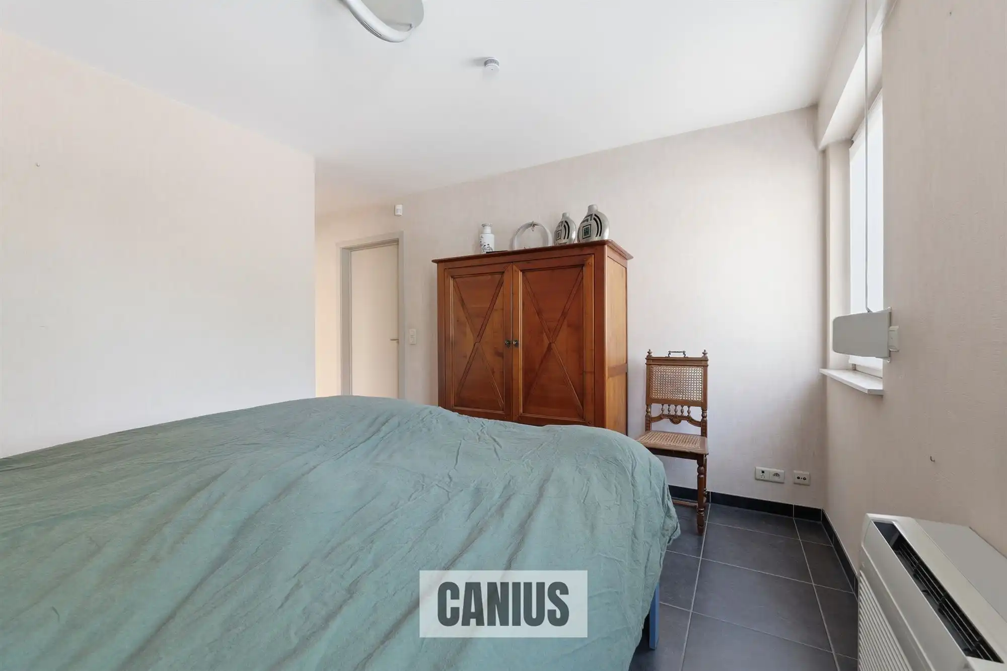 STIJLVOL GELIJKVLOERS APPARTEMENT MET DRIE SLAAPKAMERS foto 10