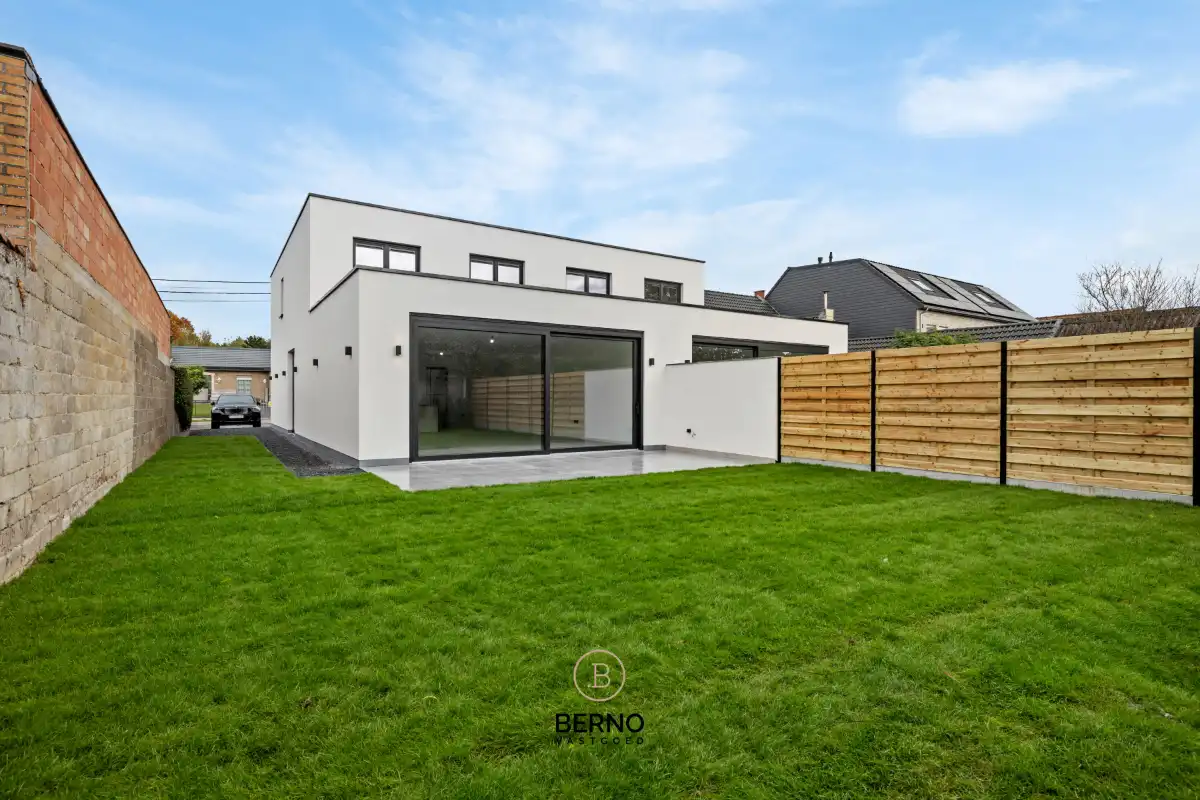 Nieuwbouwwoning met zuidwestgerichte tuin foto 17