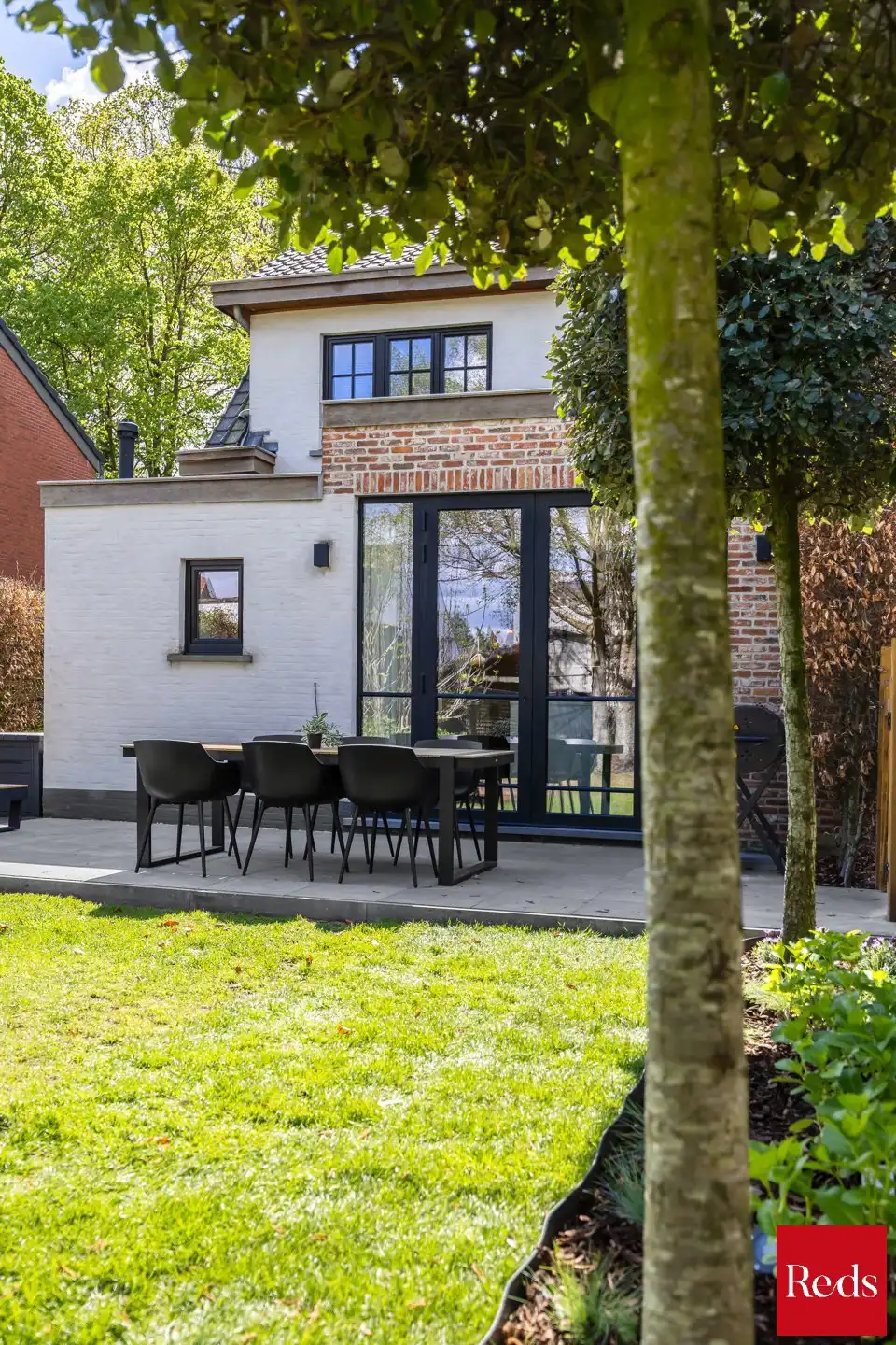 Stijlvolle woning op groene toplocatie nabij het centrum foto 25