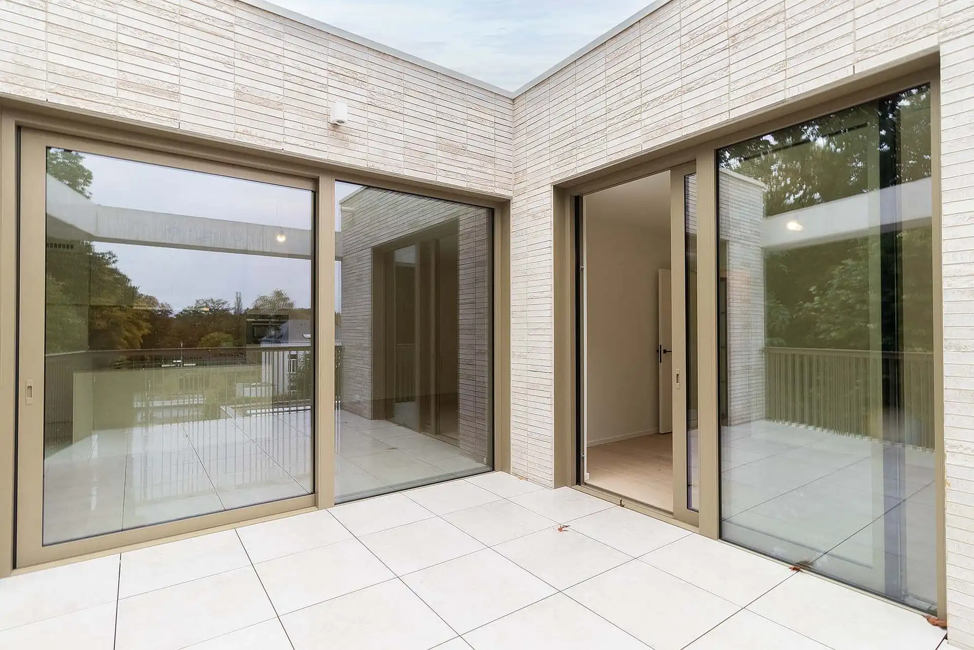 Nieuwbouw appartement met drie slaapkamers op toplocatie! foto 16