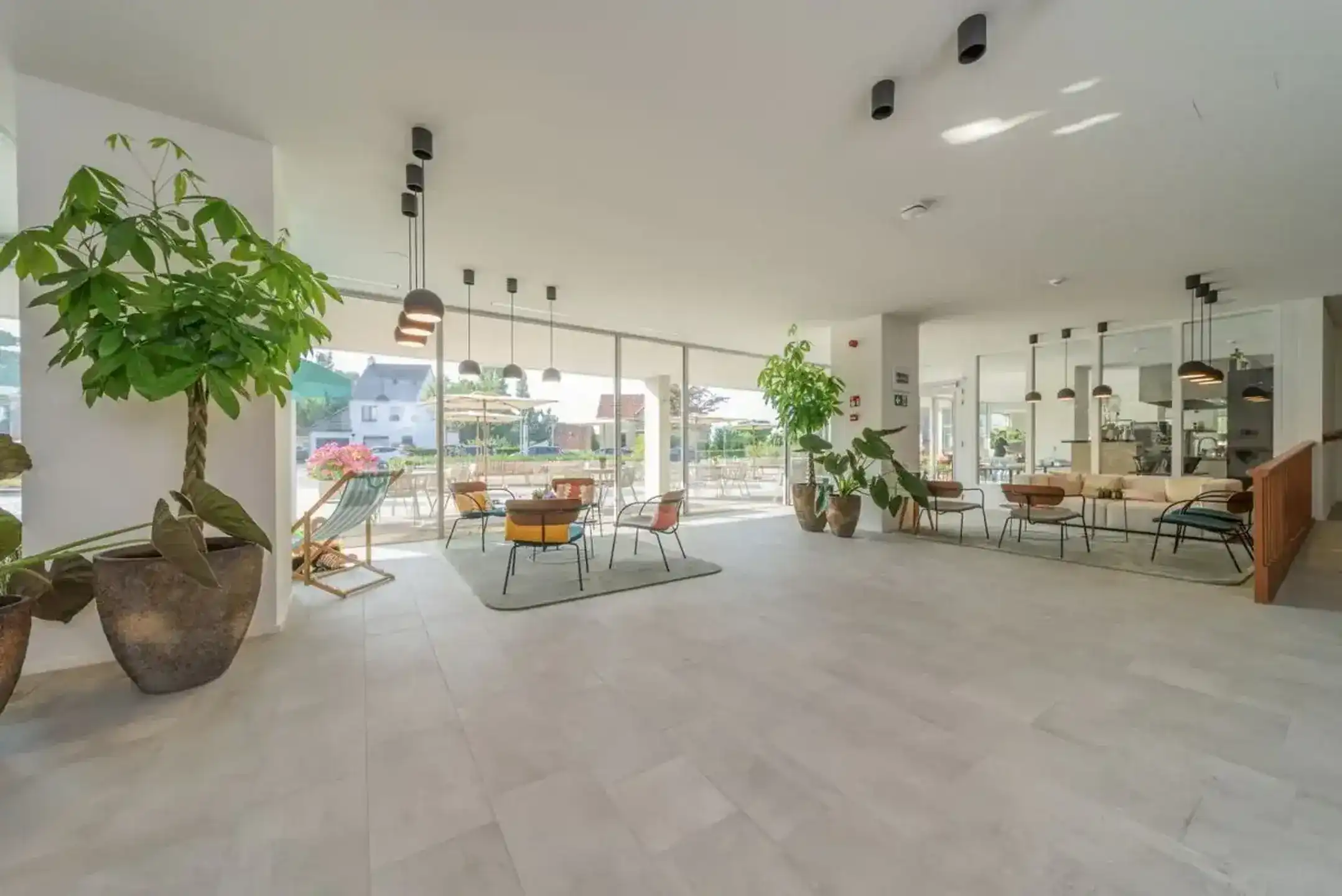Exclusieve assistentiewoning in het hart van Oostduinkerke foto {{pictureIndex}}
