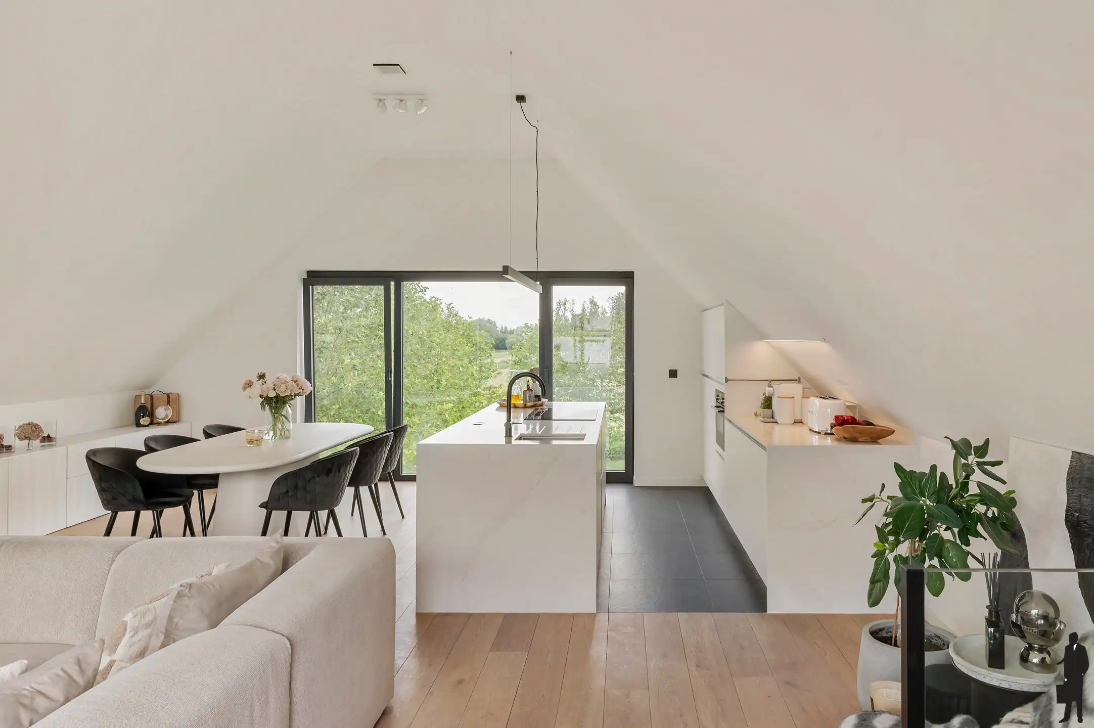 Prachtig BEN-duplexappartement met 3 slaapkamers en royaal zonneterras van 43 m² met vrij uitzicht op groen en weilanden. foto 5