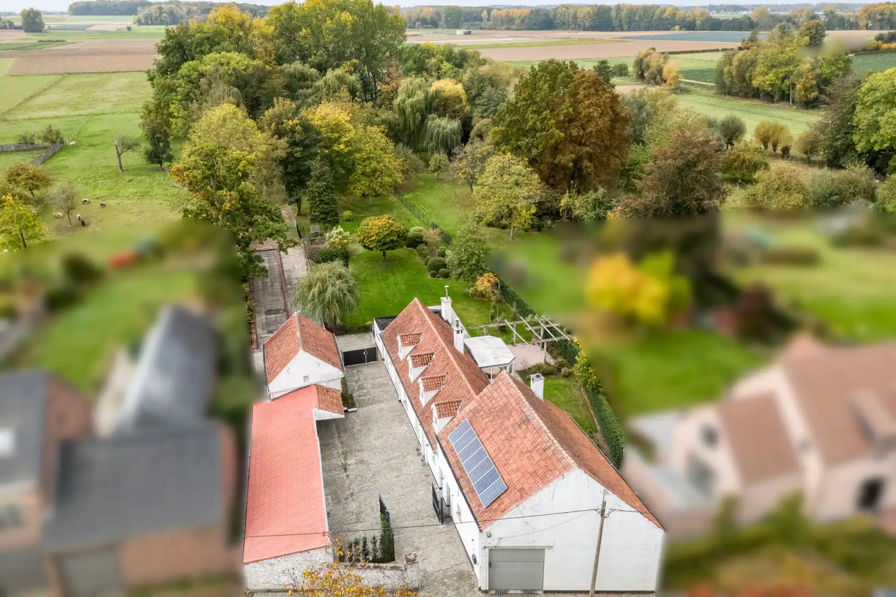 Gerenoveerde hoeve met bijgebouwen en 8 stallen. foto 32