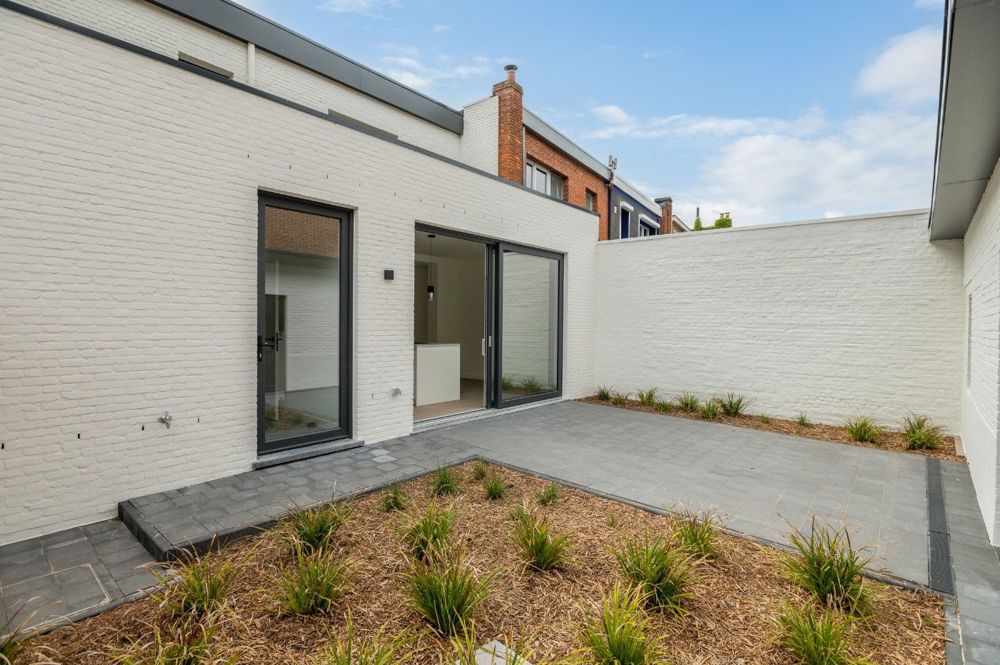 Volledig gerenoveerde, instapklare woning met 3 slpk., tuintje en garage foto 26