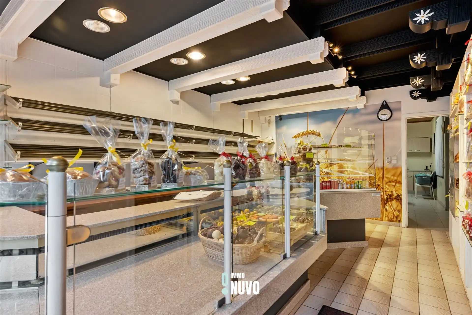 Handelspand met woonst op commerciële ligging te Aalst foto 4