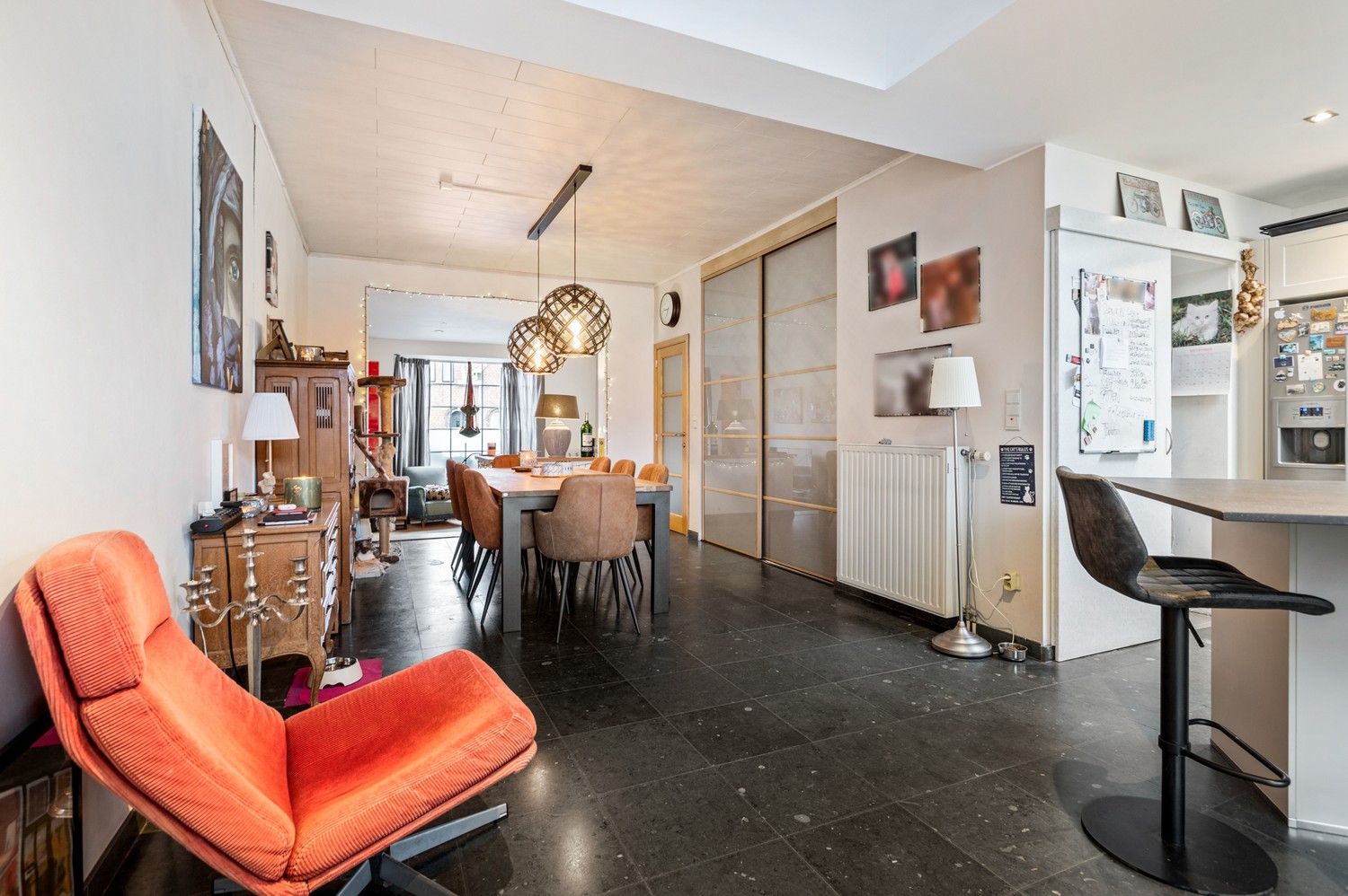 Centraal gelegen woning in doodlopende straat met 3 slaapkamers foto 8