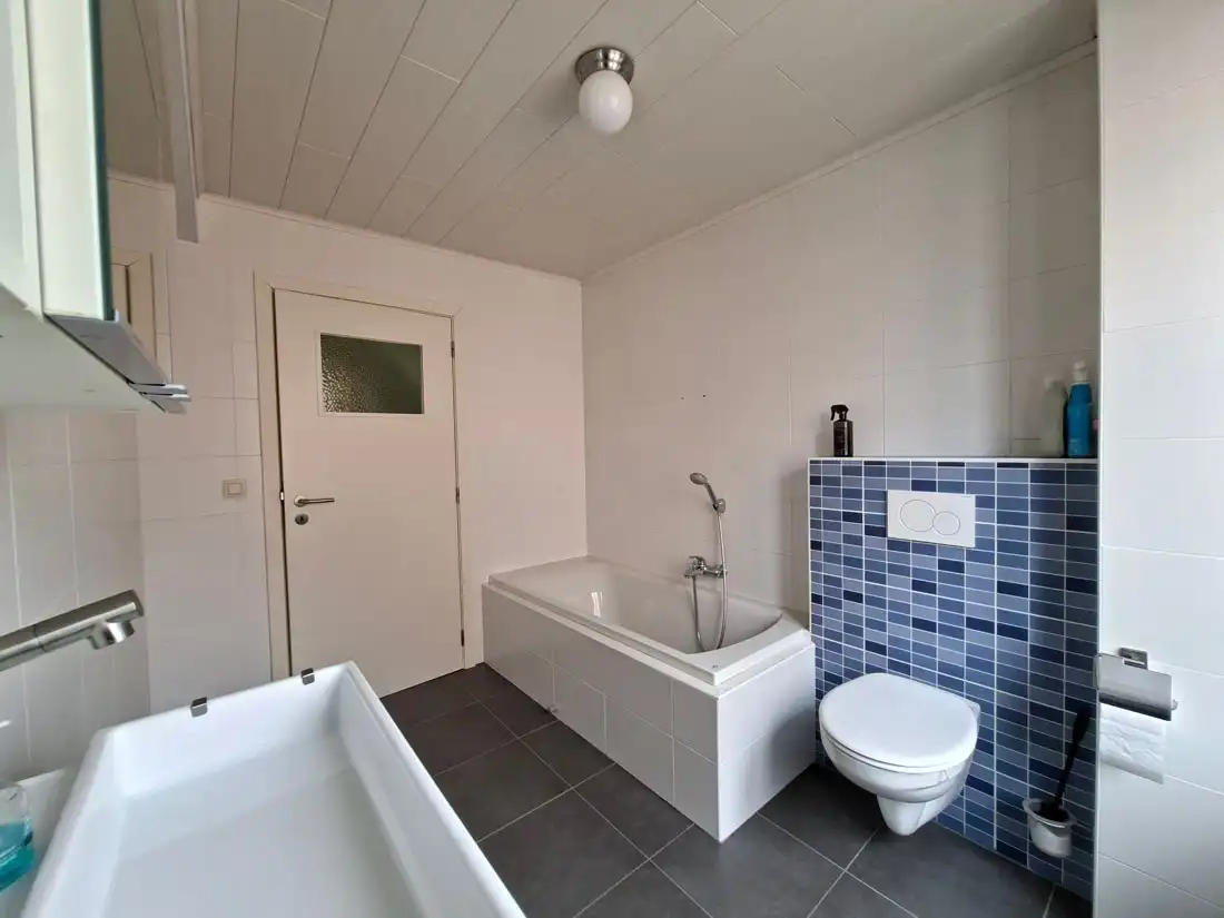Recente landelijke woning te Lommel foto 17