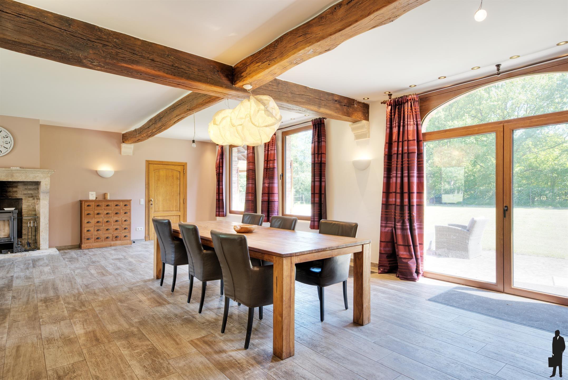 Luxe kangoeroe-villa te Sint-Job met paardenacc. op ca. 1,2 HA! foto 8