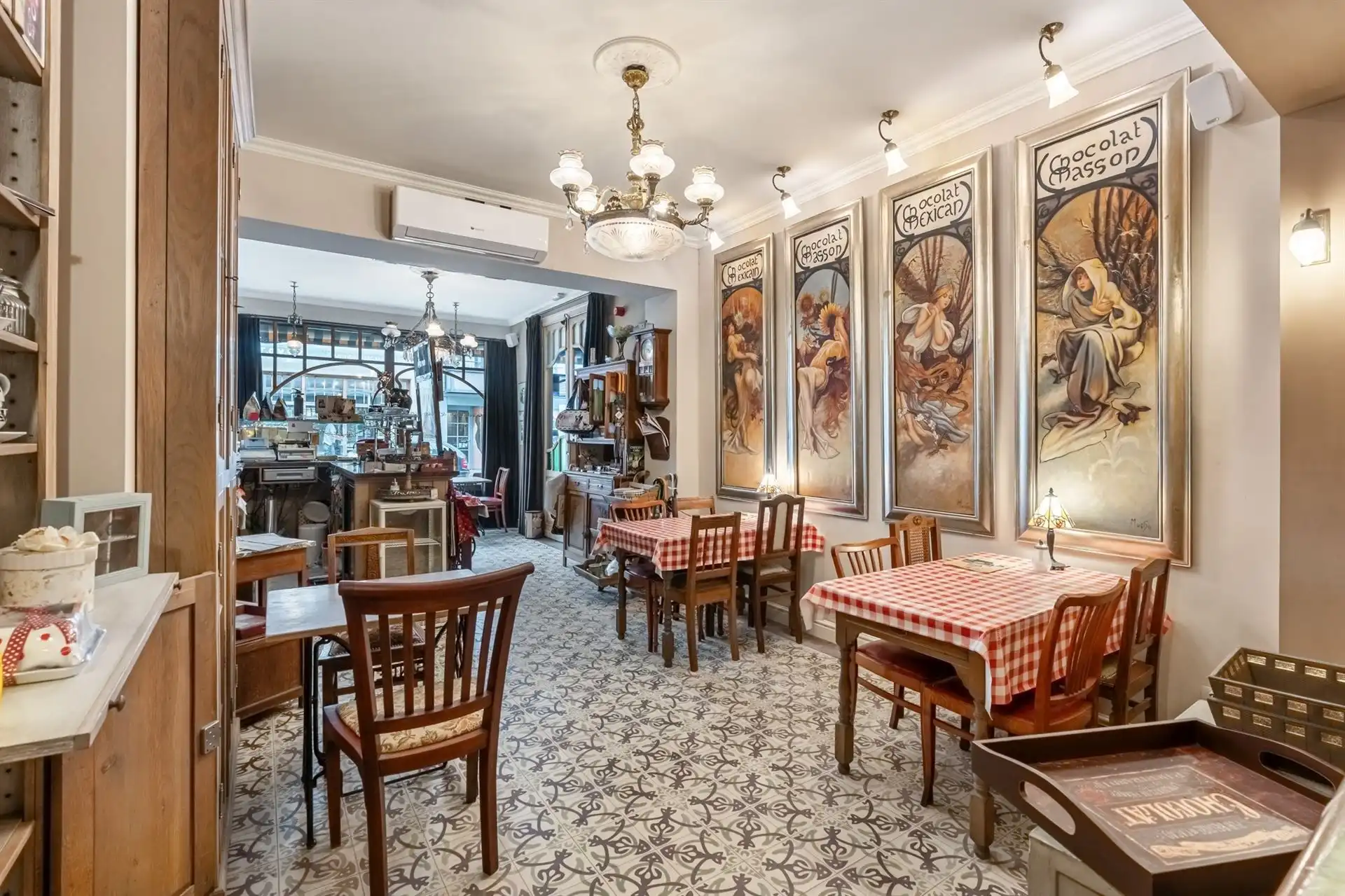 Charmante herenwoning met karakter en diverse woonmogelijkheden. foto 7