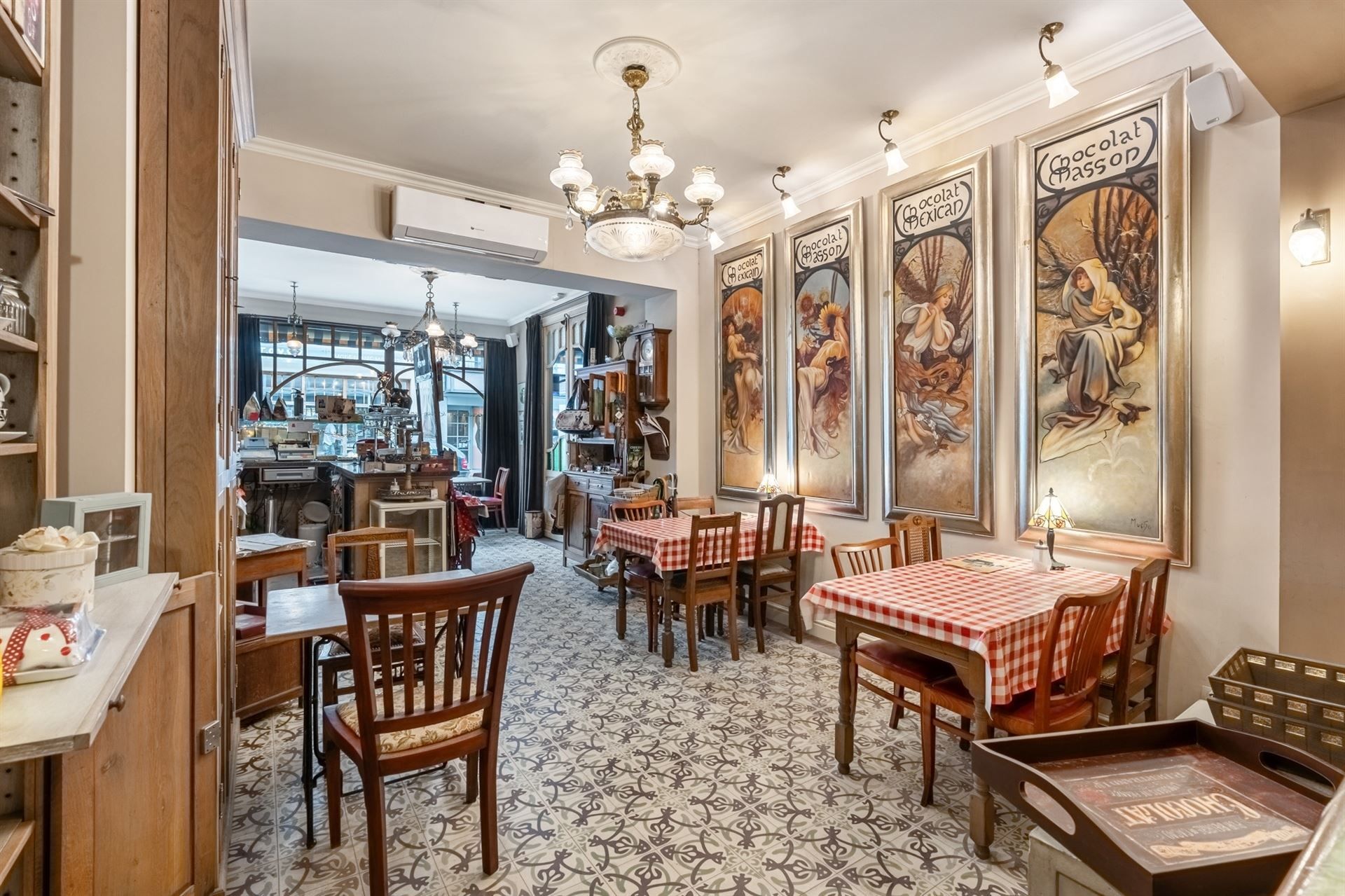 Charmante herenwoning met karakter en diverse woonmogelijkheden. foto 7