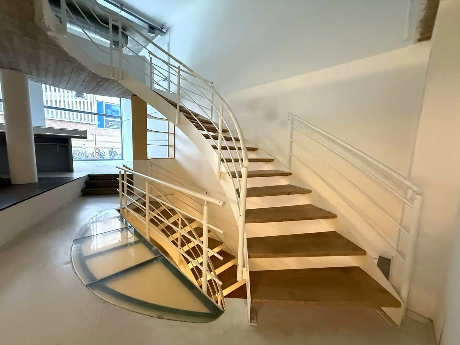 Handelsgelijkvloers tussen Bondgenotenlaan en Diestsestraat foto 9