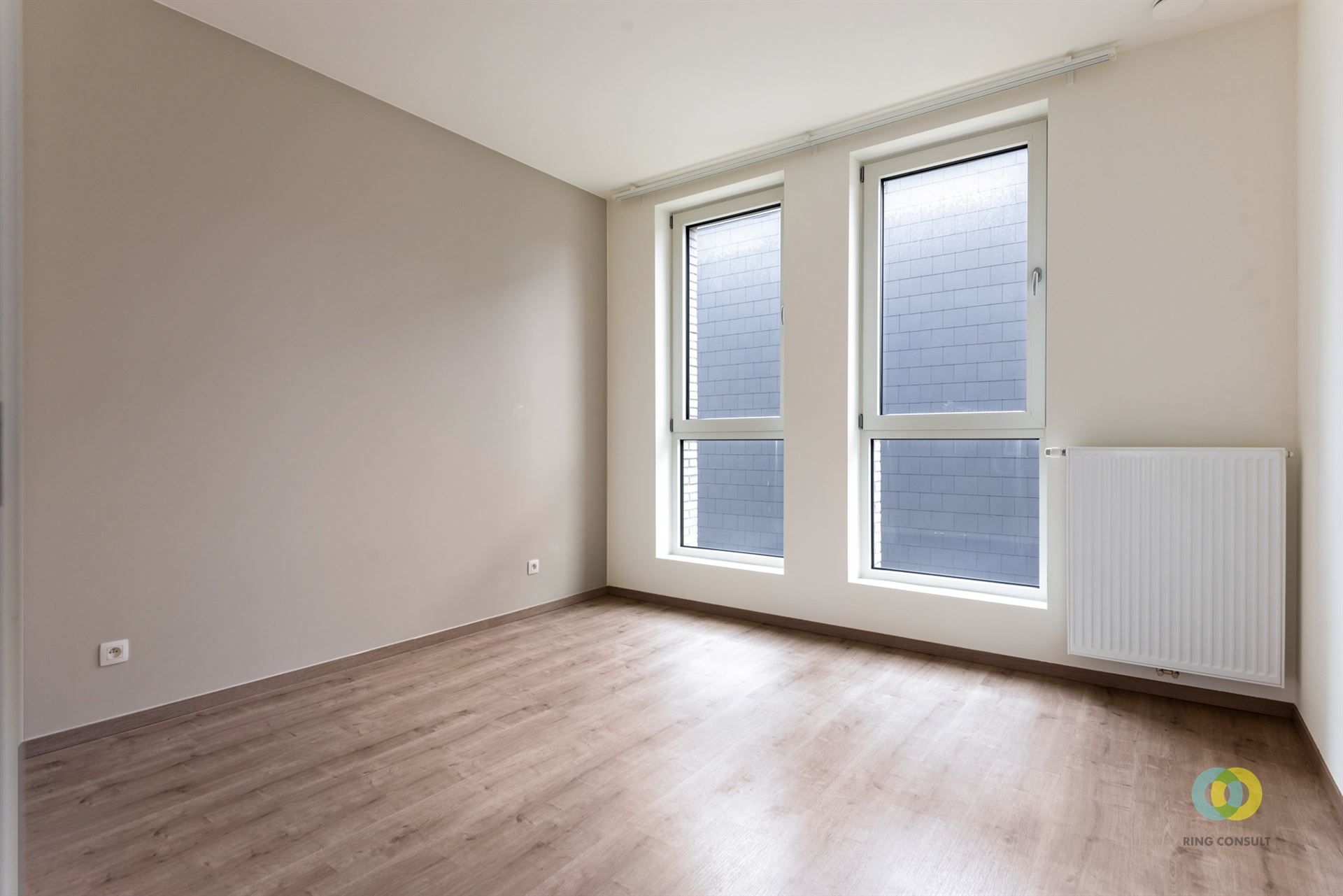 Mooi appartement met twee kamers en terras foto 9