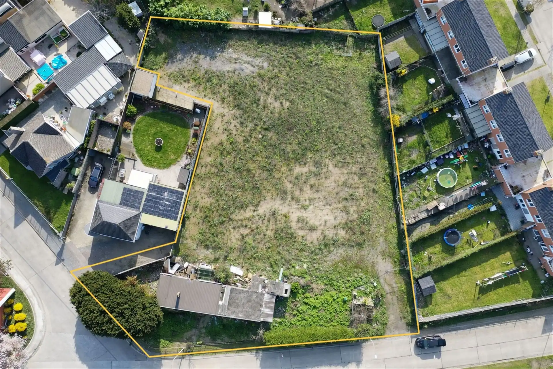 Uitzonderlijke projectgrond op topligging in Lokeren foto {{pictureIndex}}