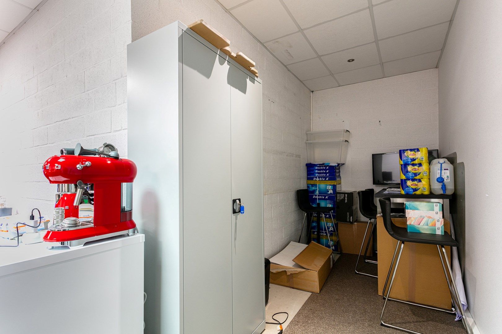 Uw ideale KMO-unit in Lille – Instapklaar en strategisch gelegen! foto 6