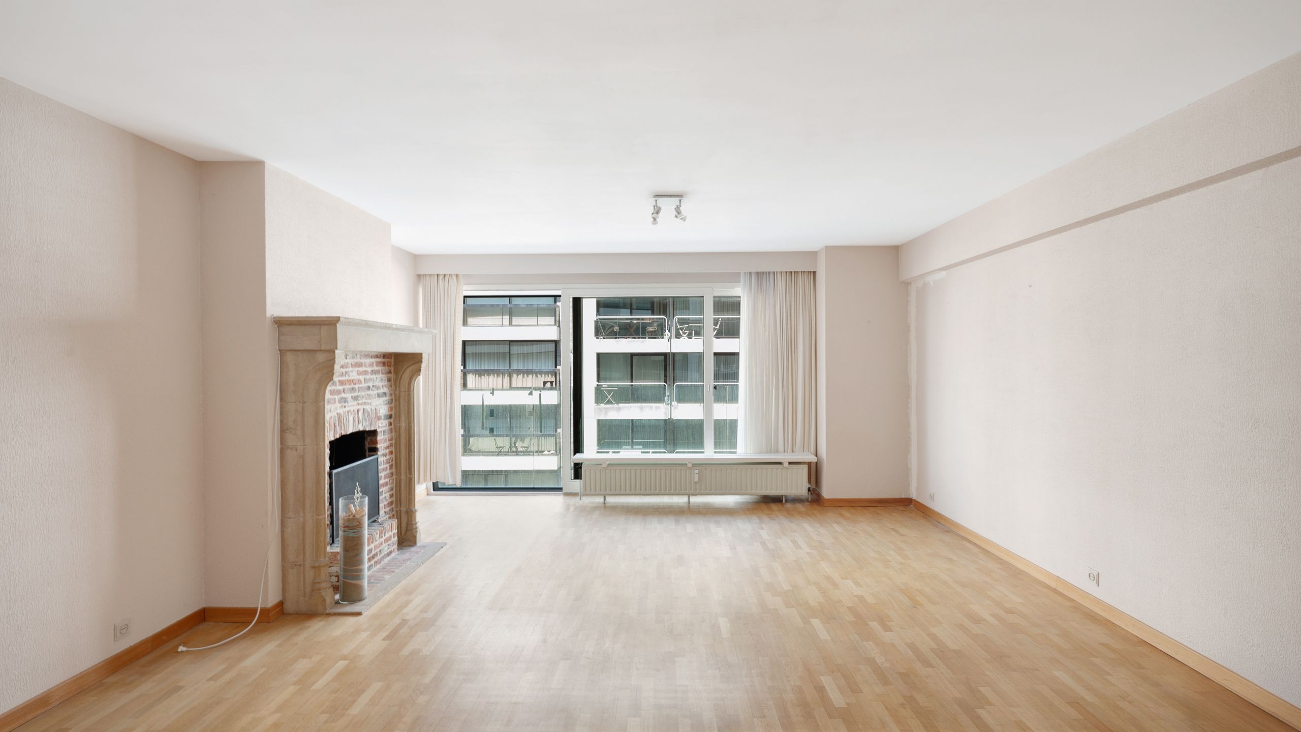 Ruim appartement met zijdelings zeezicht nabij Rubensplein   foto 5