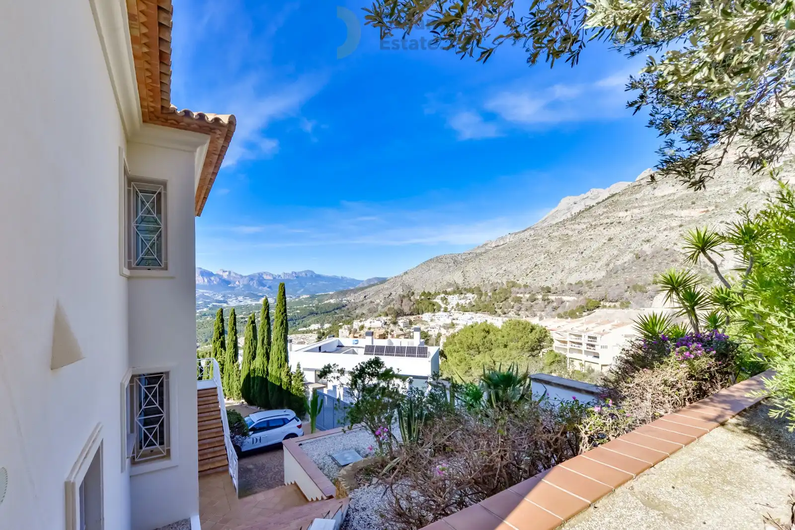 Exclusieve luxe villa in Altea – Waar elegantie en panoramisch uitzicht samenkomen foto 8