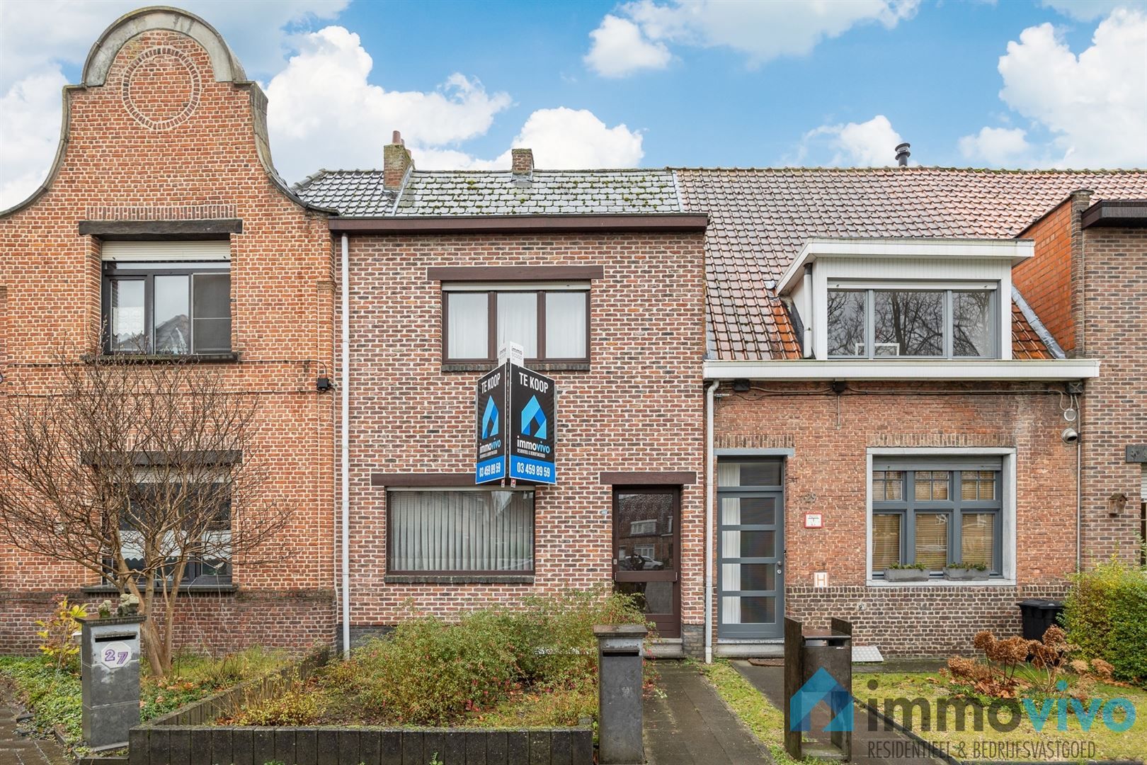 Hoofdfoto van de publicatie: Te renoveren 2 slaapkamer woning op een toplocatie in Niel.