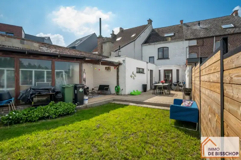 Gezellige woning met 3 slaapkamers en zongerichte tuin foto 14