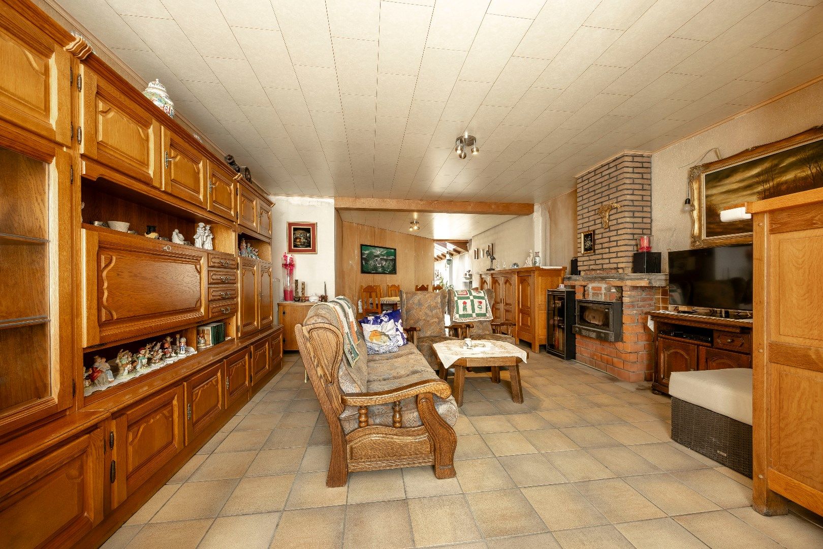 Ruime woning met 3 slaapkamers en tuin foto 3