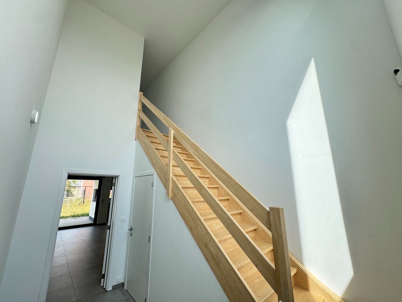 Comfortabele gezinswoning met karakter in hartje Lanaken foto 2