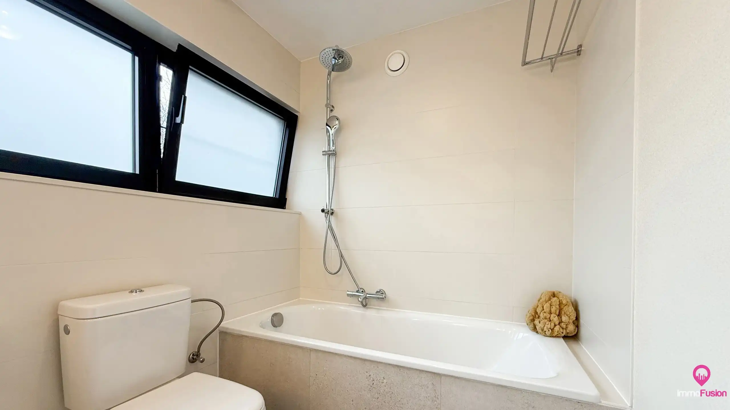 Instapklare moderne woning op perceel van 468m² met EPC A! foto 23