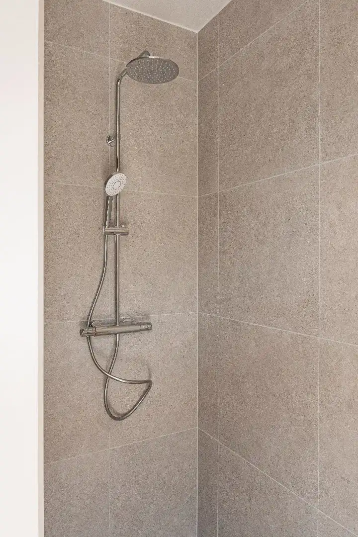 Gelijkvloers/hoek appartement TE KOOP  in 'residentie Daniël & Zozima'. foto 19