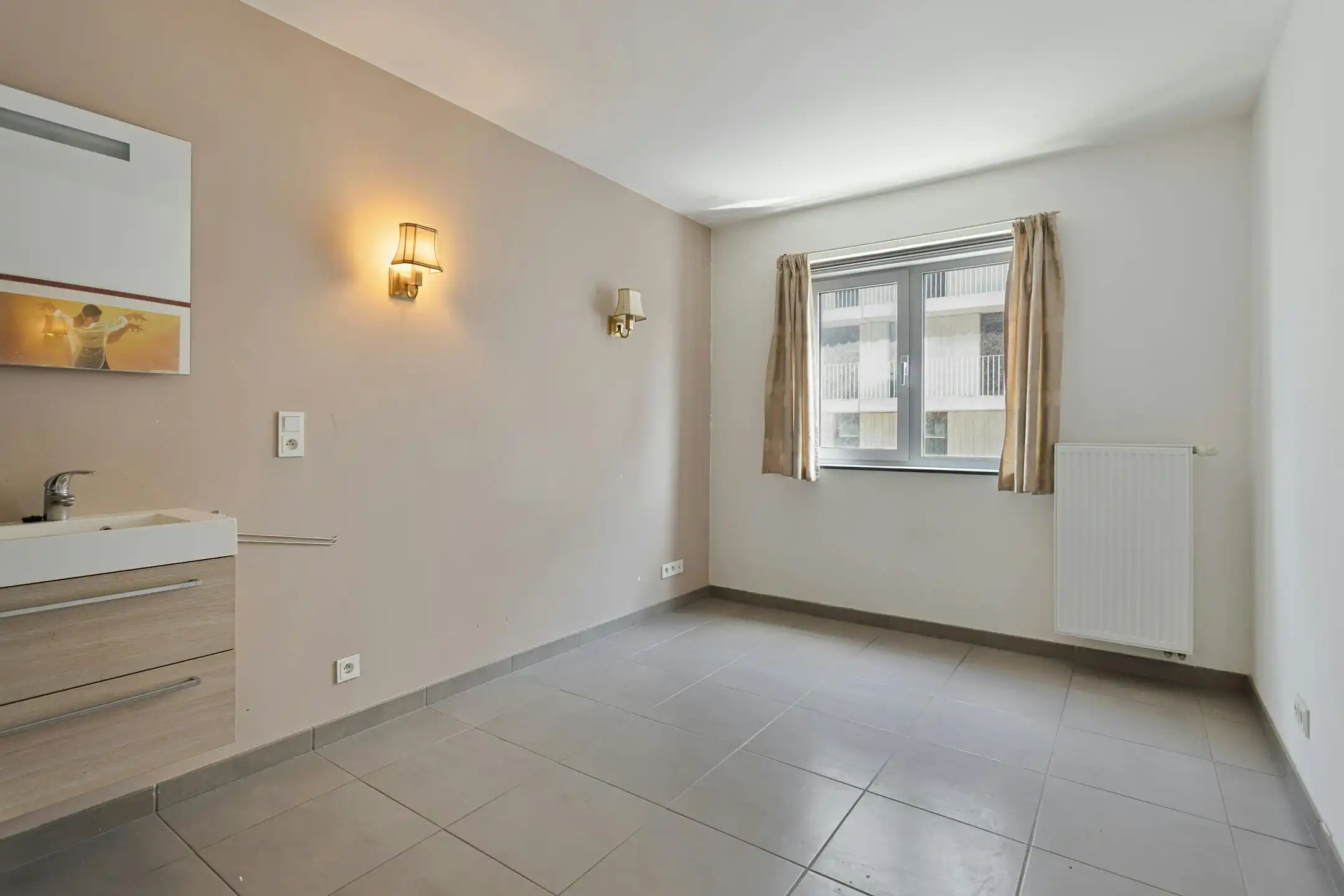 Instapklaar appartement met EPC A aan het station in Brugge foto 5