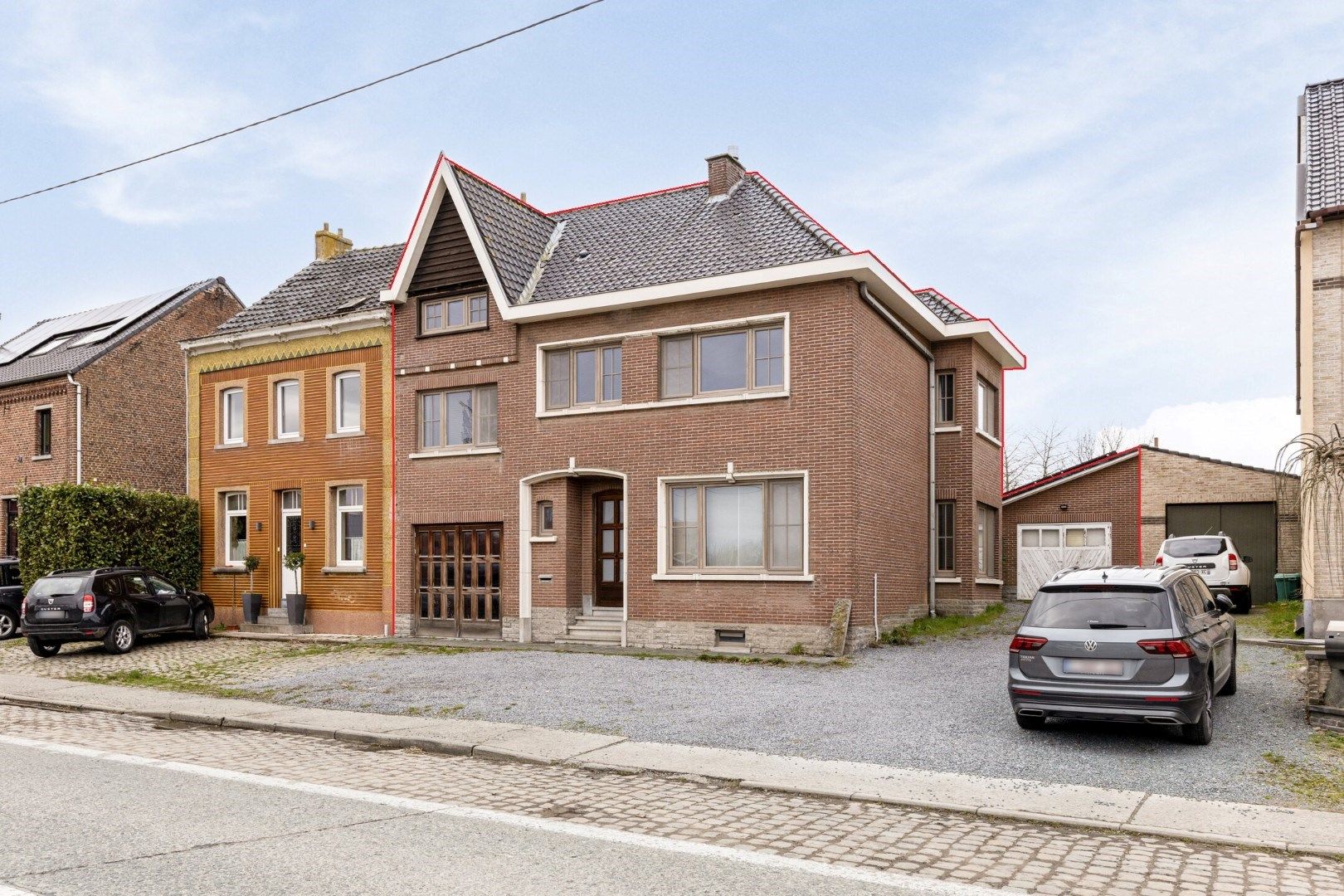 Halfopen bebouwing met 4 slaapkamers te HERNE foto 1