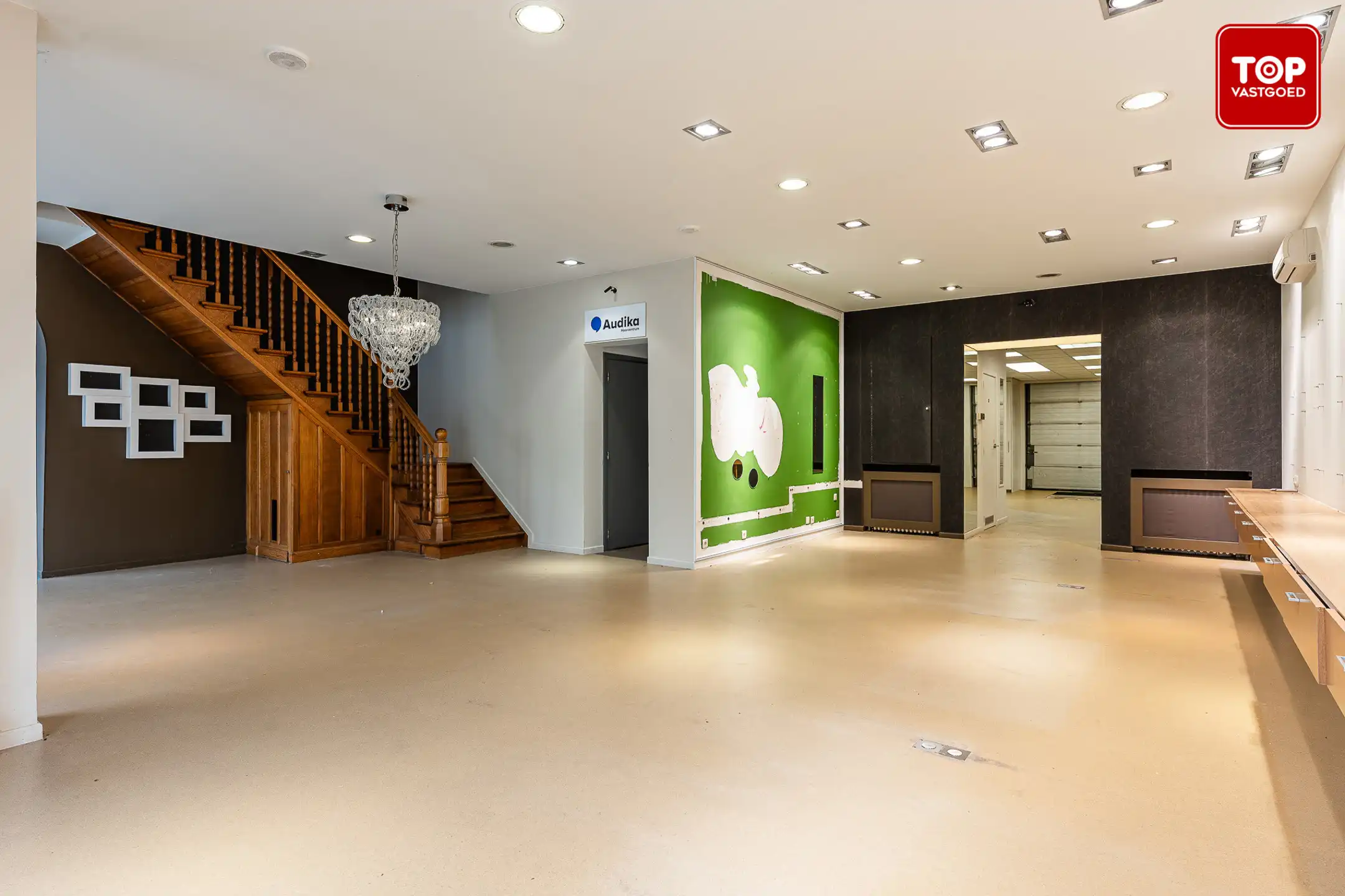 Karaktervol en  multifunctioneel handelshuis  op een interessante ligging.  foto 3