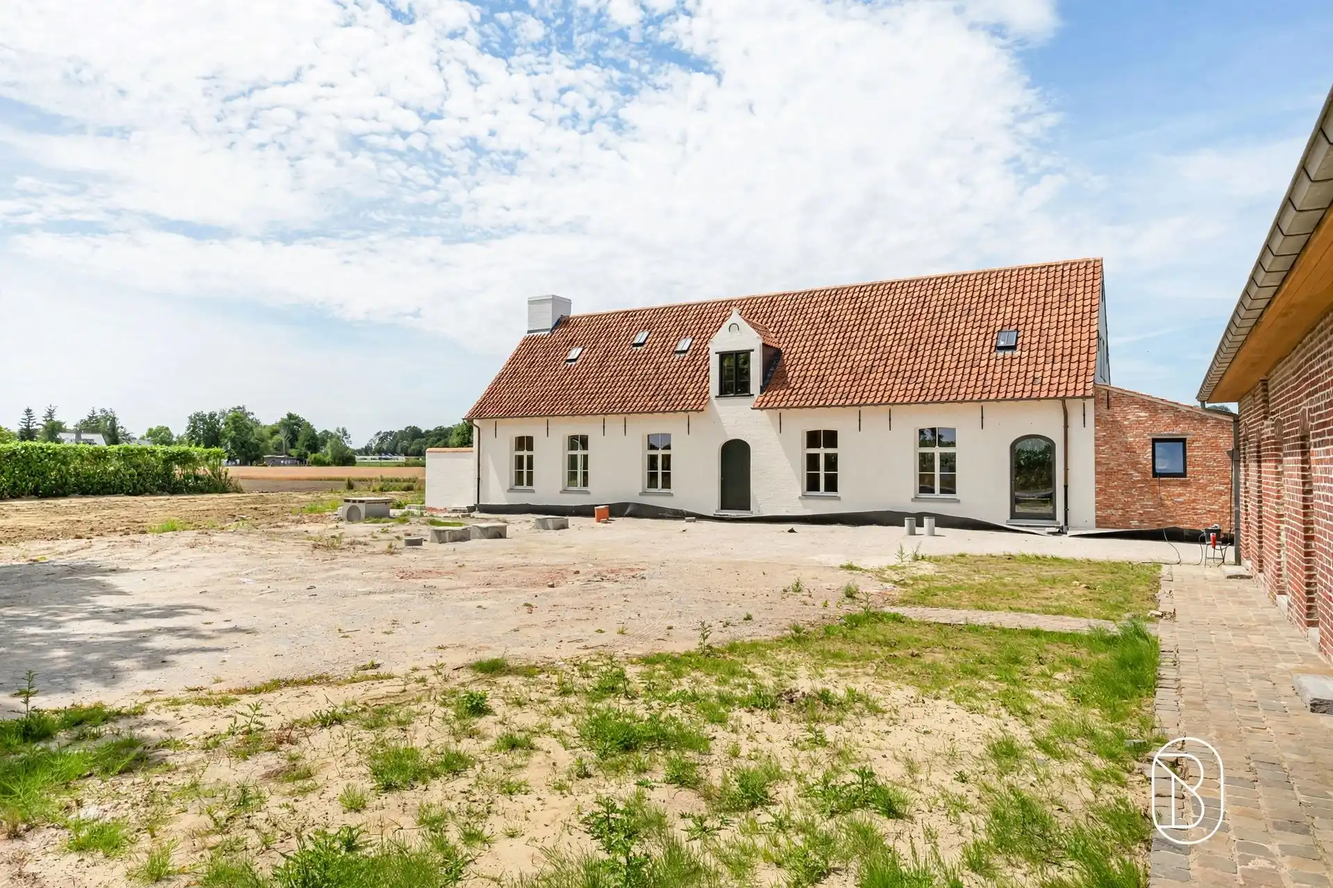 Uniek casco-landhuis met bijgebouw en vijver op TOP ligging! foto 7