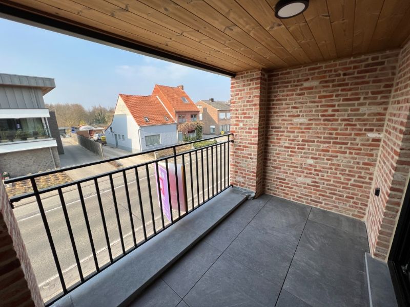1 SLAAPKAMER APPARTEMENT MET TERRAS, GARAGE EN AUTOSTPL foto 17