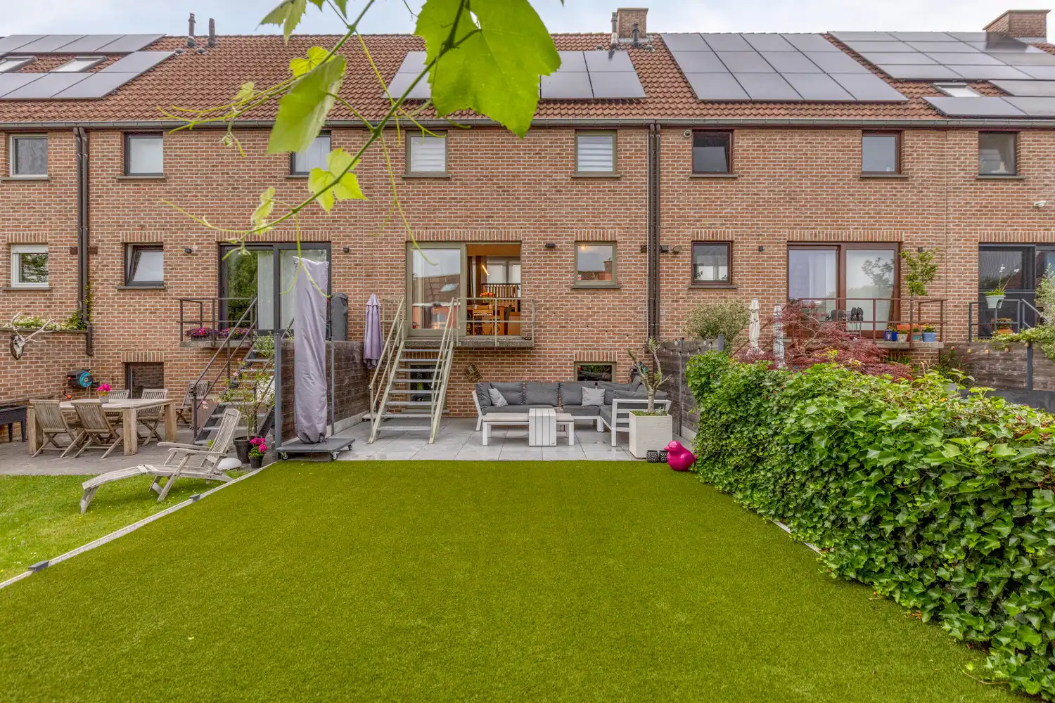Instapklare split-level woning in de gegeerde wijk Rietschoorvelden te Merksem! foto 28