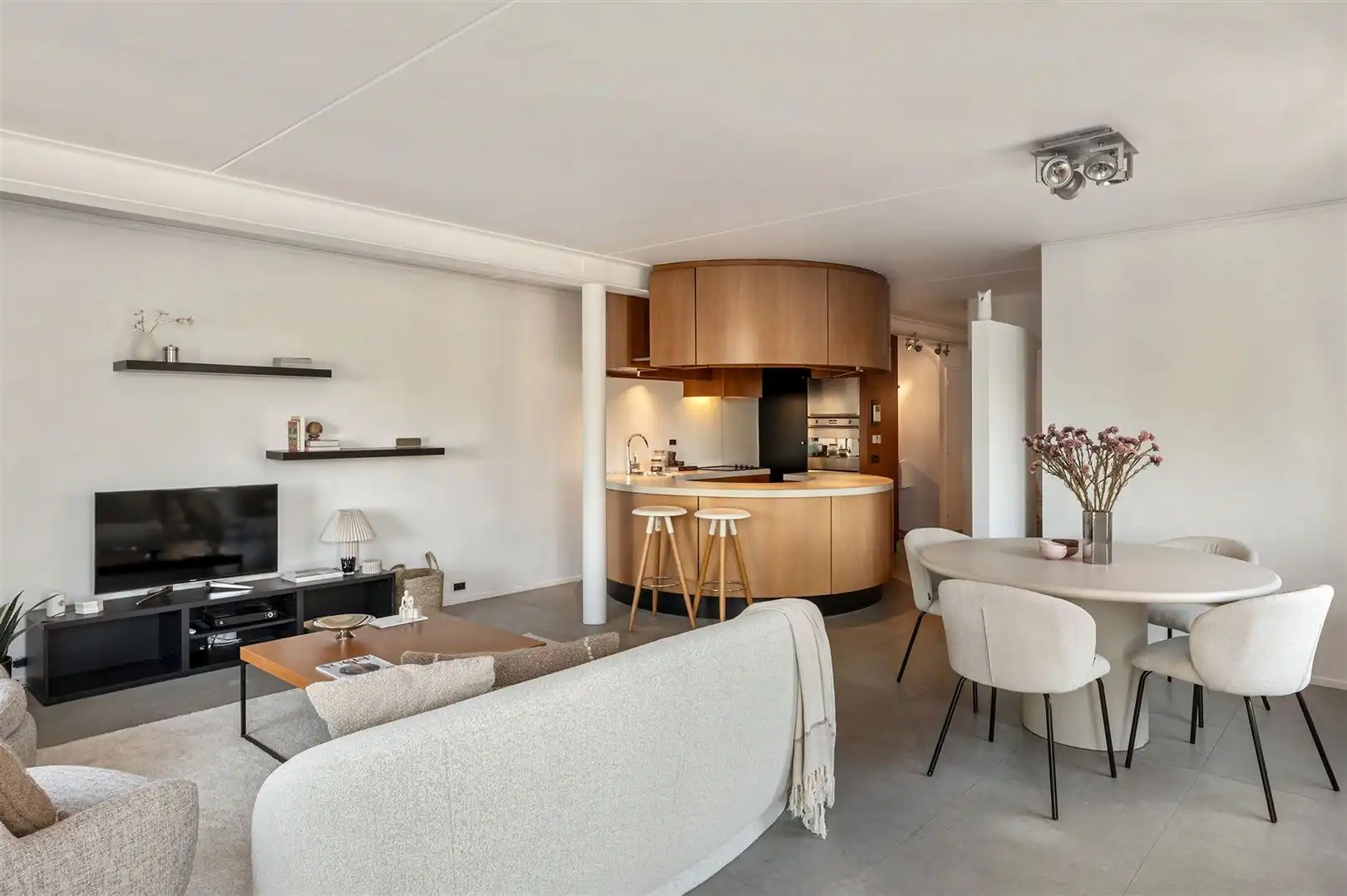 Architecturaal hoekappartement met uitzicht over het Zuidpark foto 7