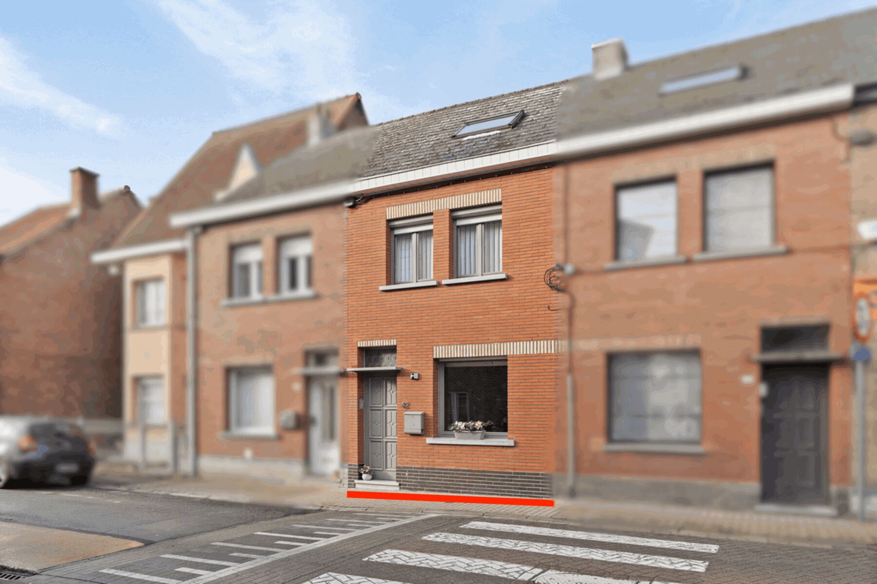 Instapklare centrumwoning met garage en autostaanplaats.  foto 3