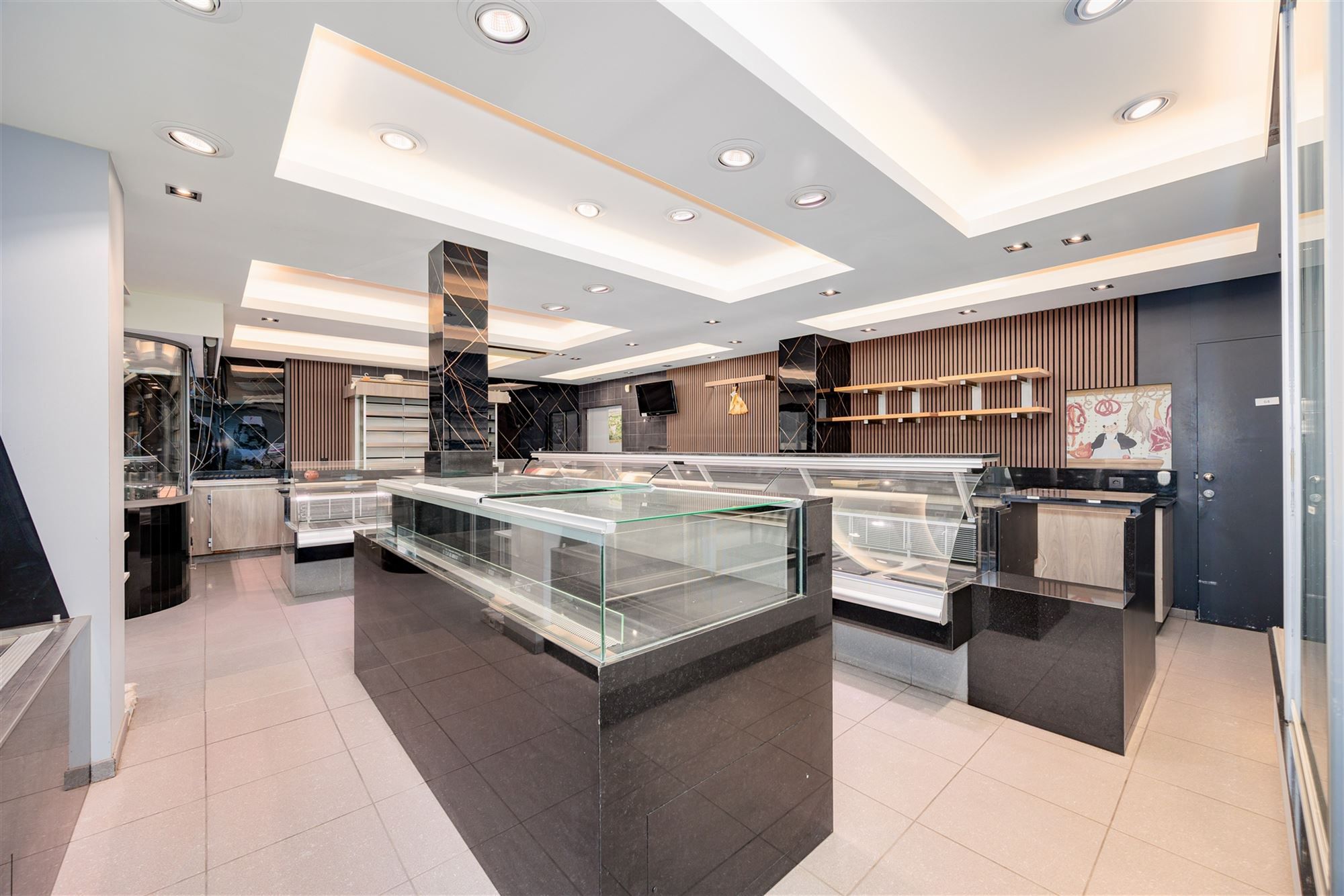 Vergund opbrengsteigendom - handelsglvl + 2 appt foto 7