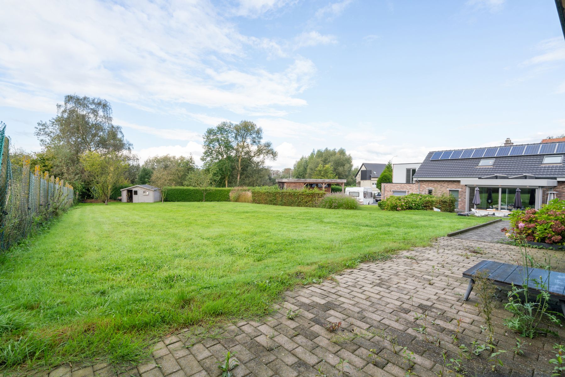 TE KOOP - gerenoveerde villa met aparte ingang voor bureau foto 23