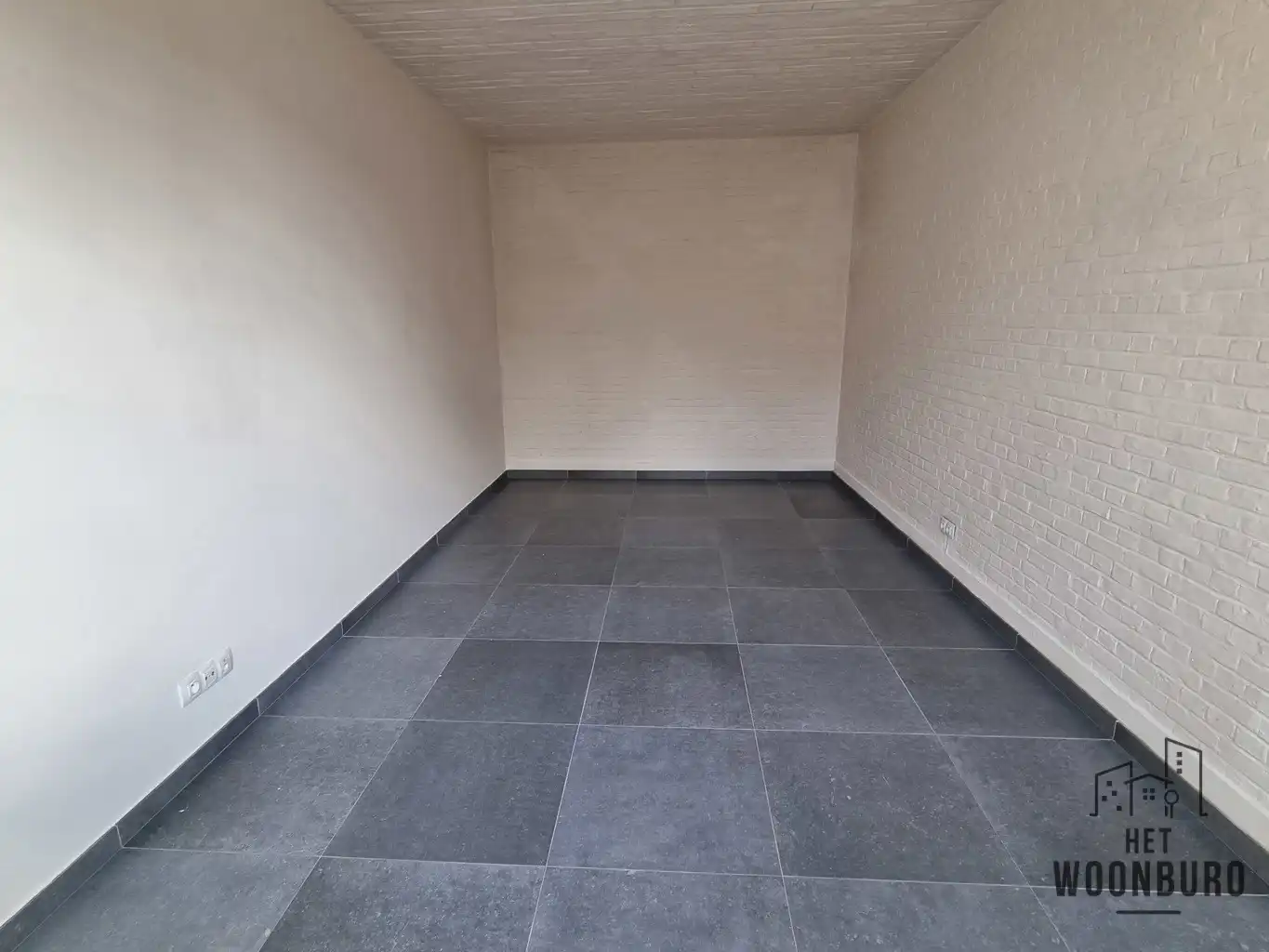 Ruime duplex met één slpk, bureau, tuin en 2 staanplaatsen foto 14