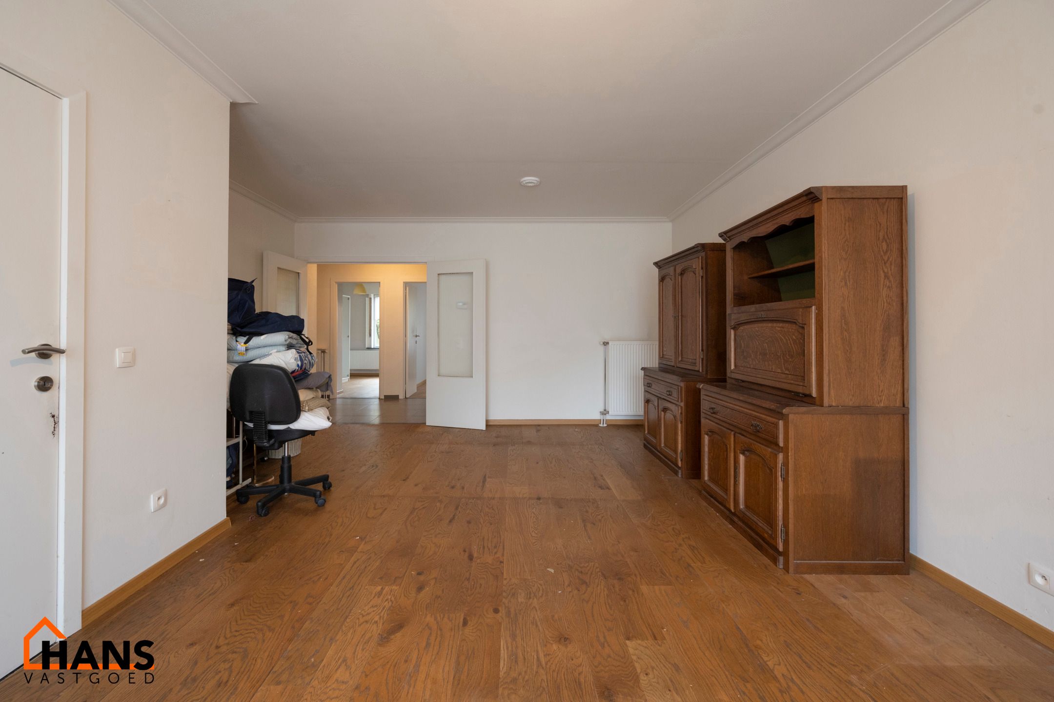 Recent gerenoveerd gelijkvloerappartement met stadstuin. foto 3