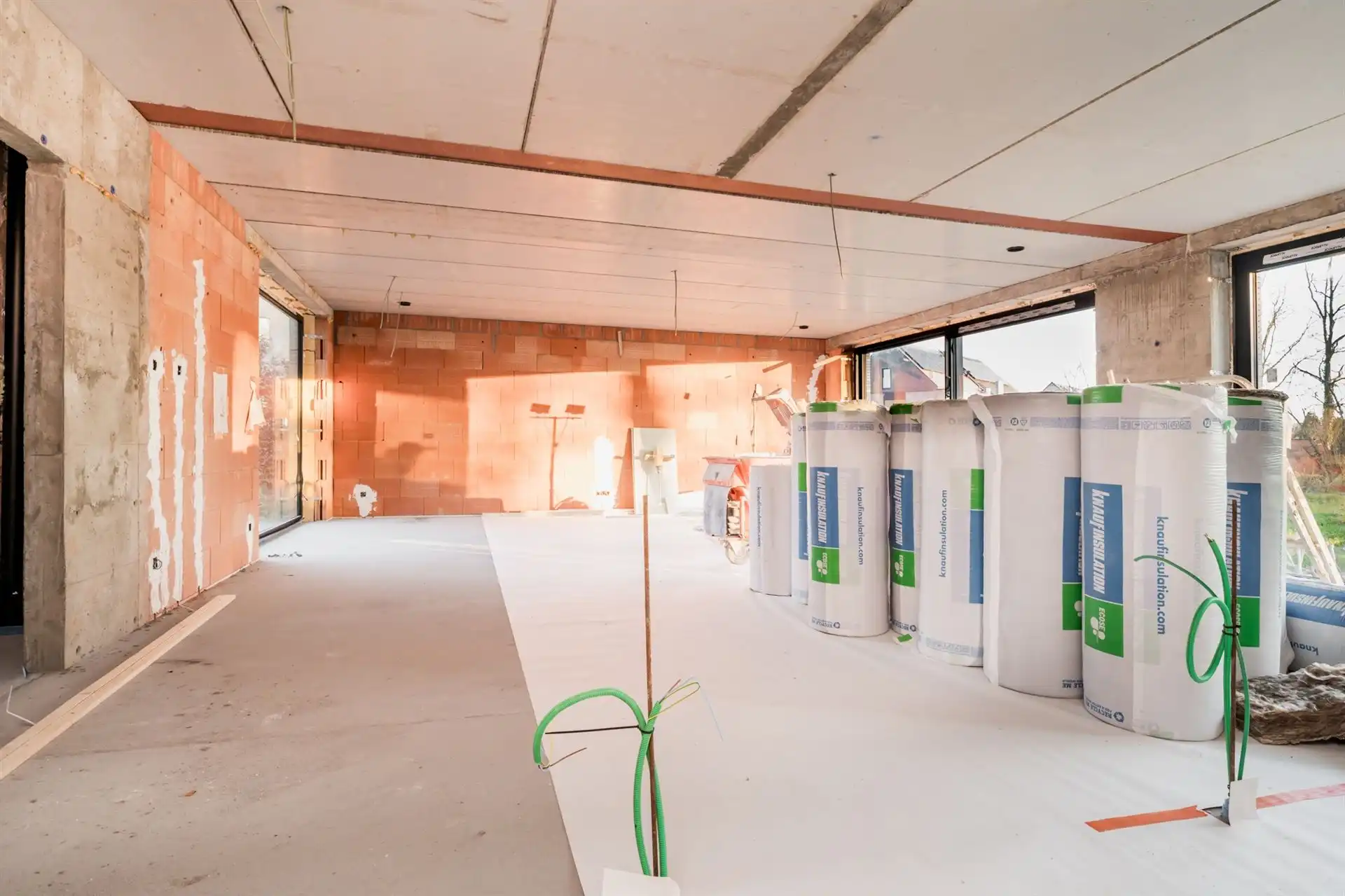 Unieke halfopen nieuwbouwwoning op perceel van 1857m² foto 4