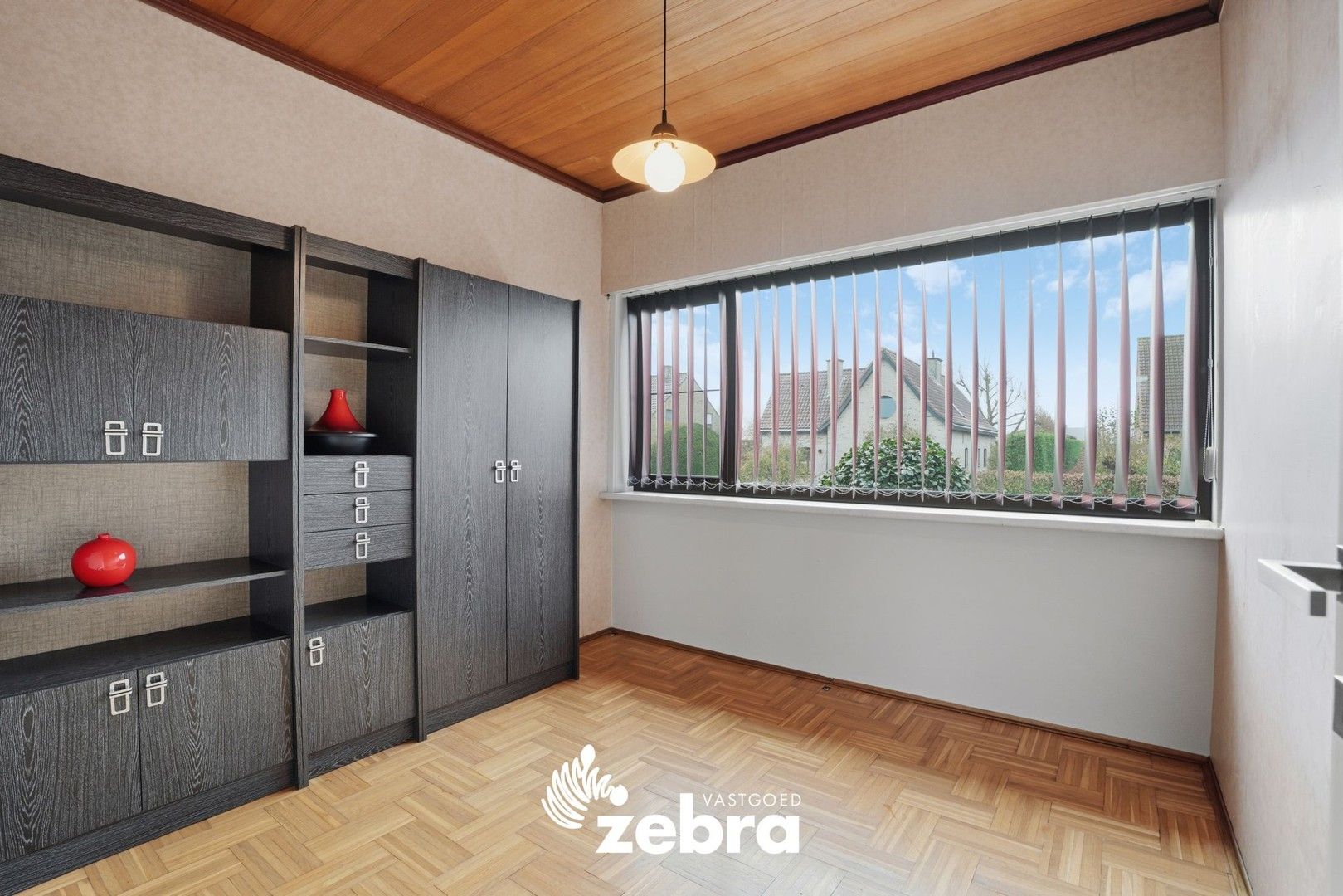 Vrijstaande bungalow op + 1.000 m² met rustige ligging foto 17