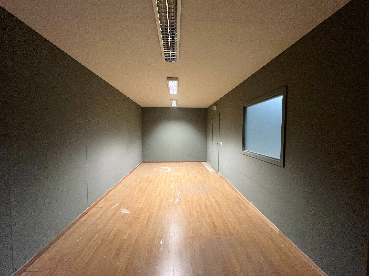 Magazijn, 750m², op industrieterrein 'Stadsheide', vlakbij Corda Campus foto 8