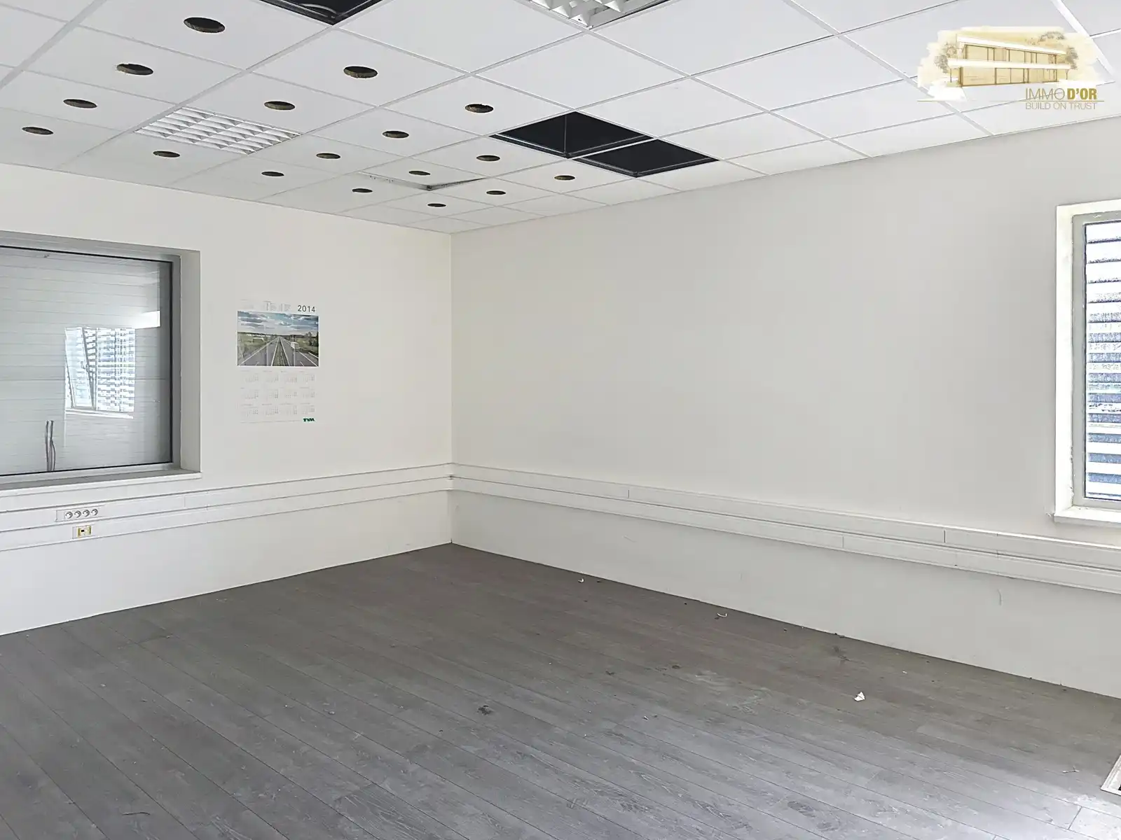 Ruime polyvalente kantoorruimte op topligging in Schoten foto 7