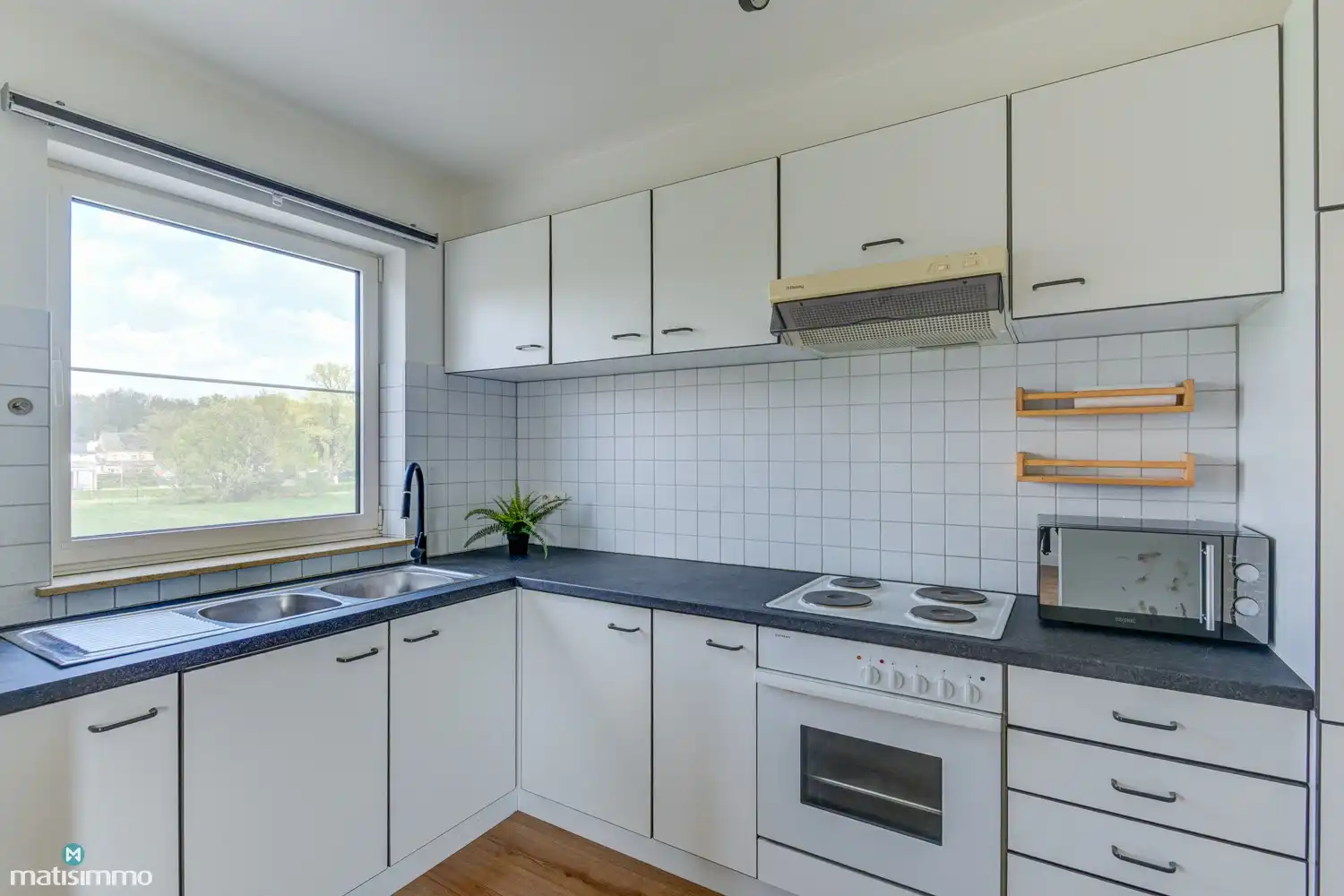 DUPLEXAPPARTEMENT MET AUTOSTAANPLAATS, GARAGEBOX EN KELDERBERGING NABIJ CENTRUM BILZEN foto 11