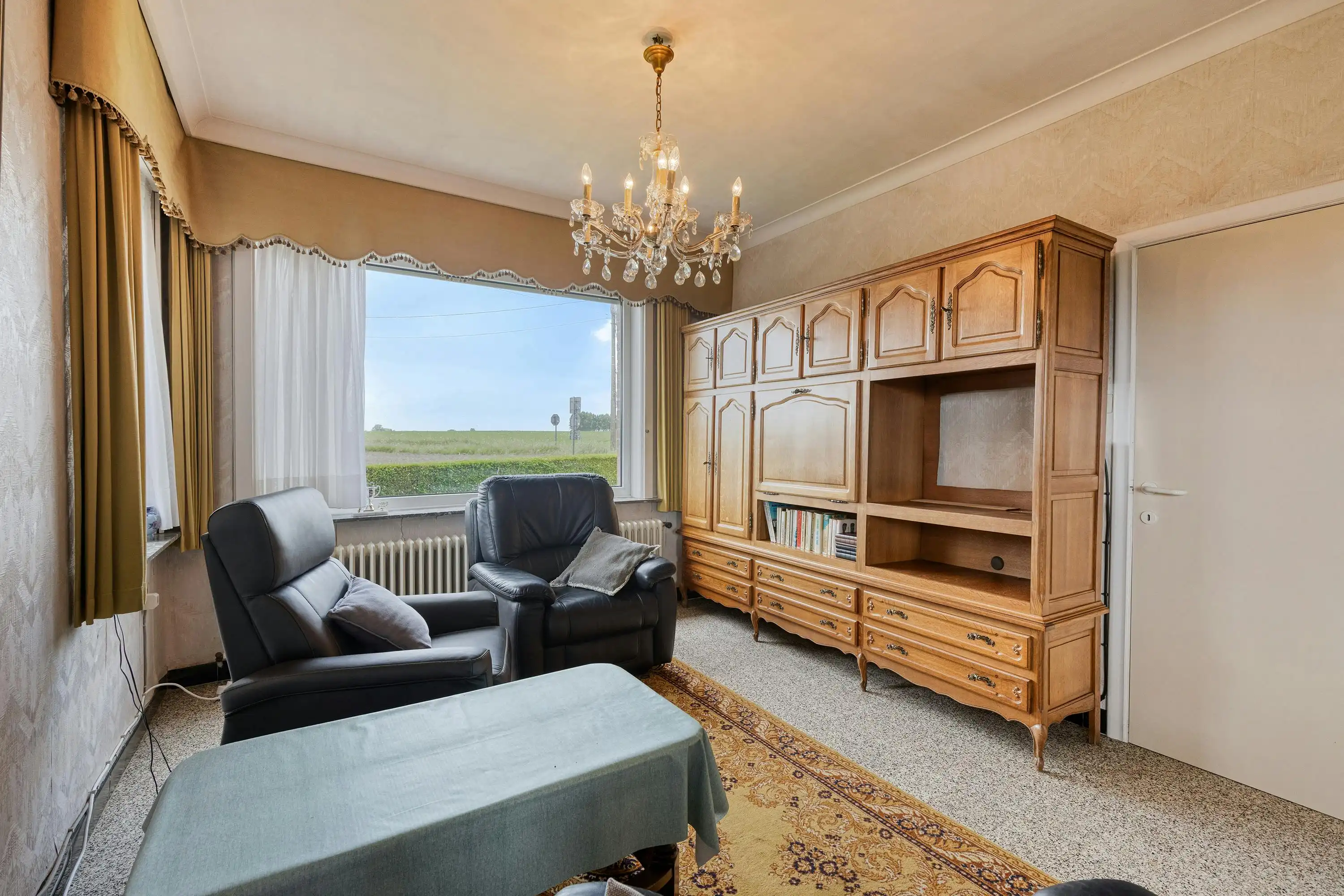 Te renoveren woning met opslag en landelijk zicht op 3635m² foto 8