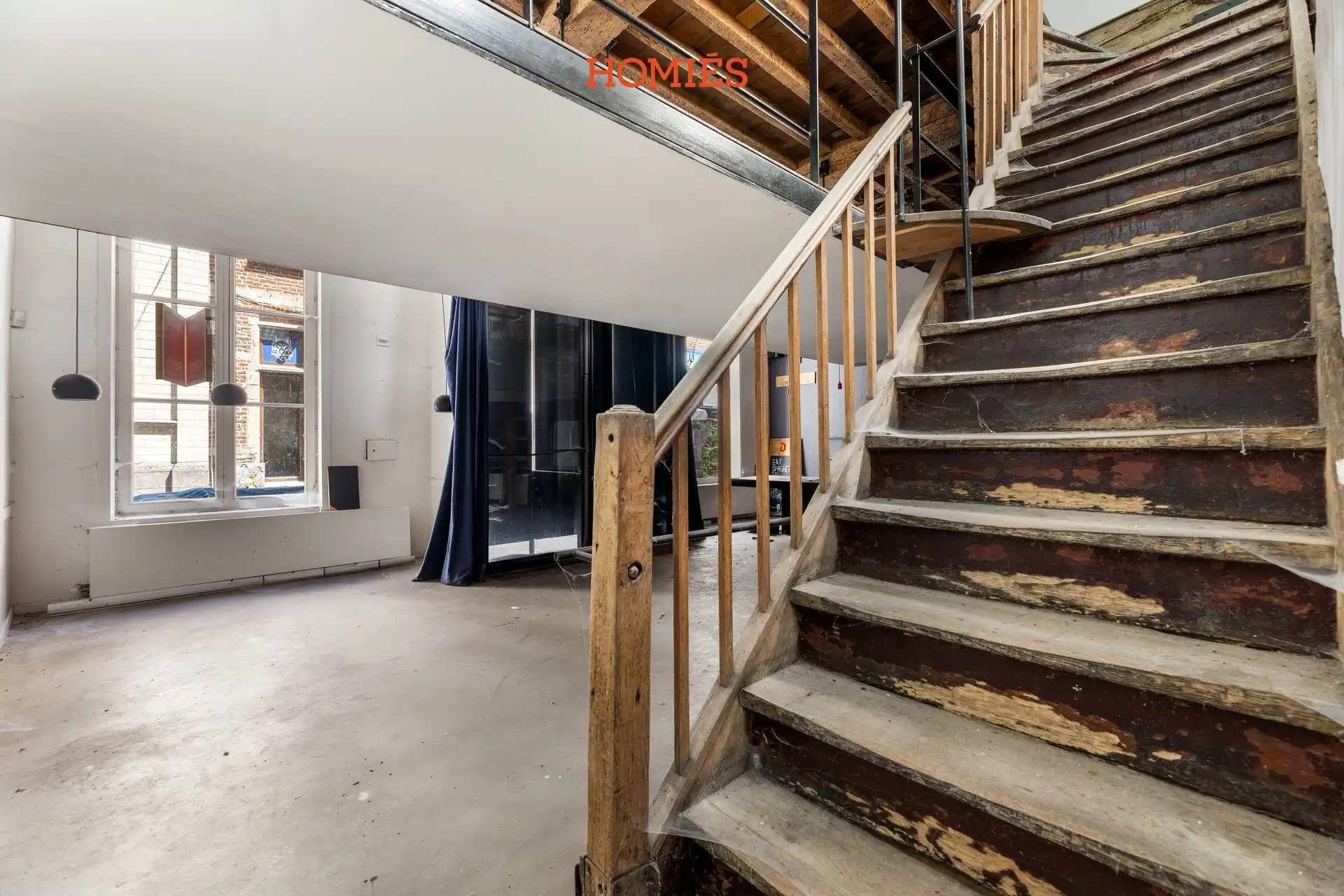 Ruim handelspand op toplocatie in de Muntstraat foto 7